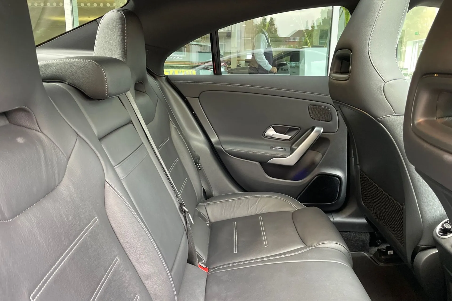 MERCEDES-BENZ GLB thumbnail image number 20