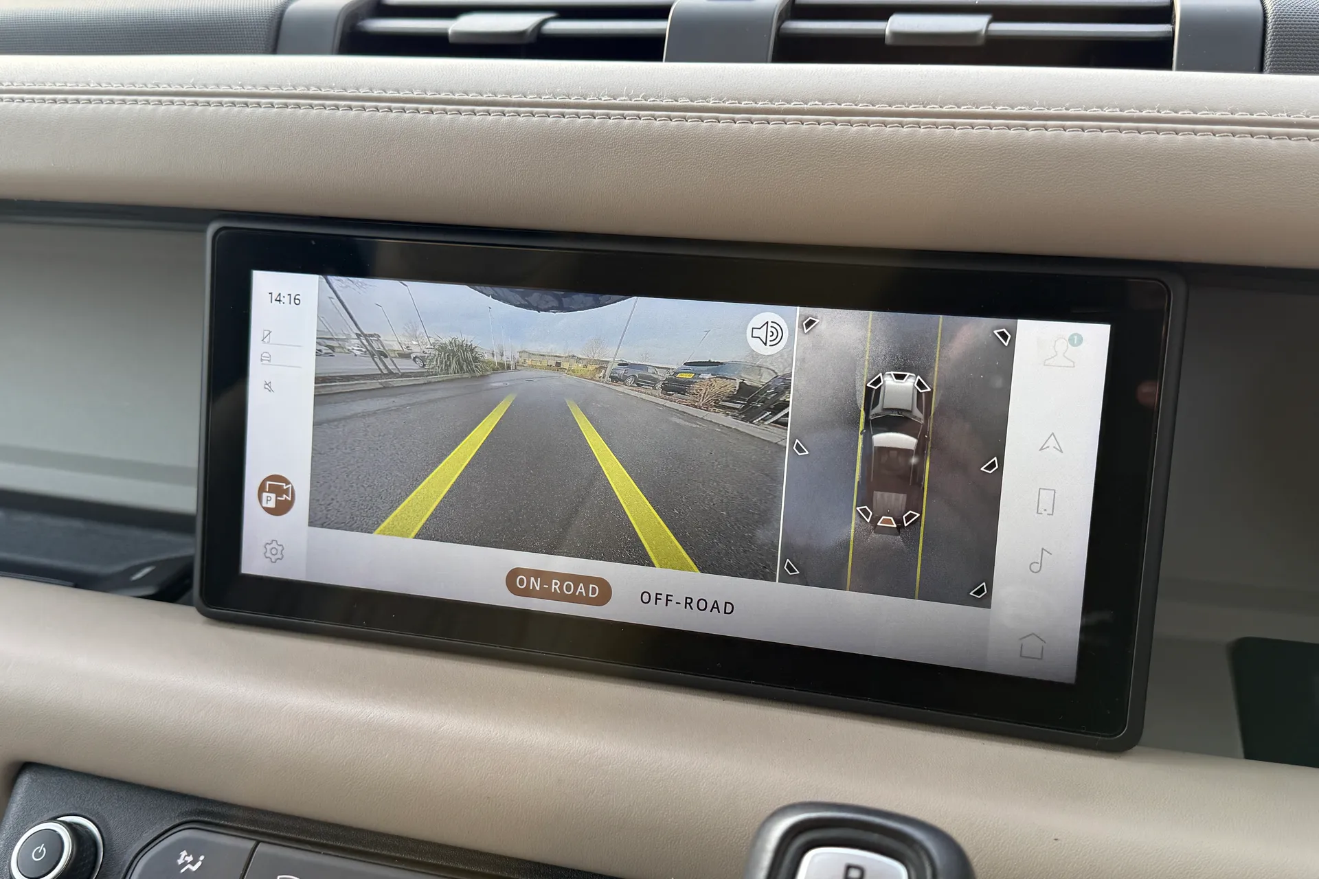 LAND ROVER Defender 110 thumbnail image number 9