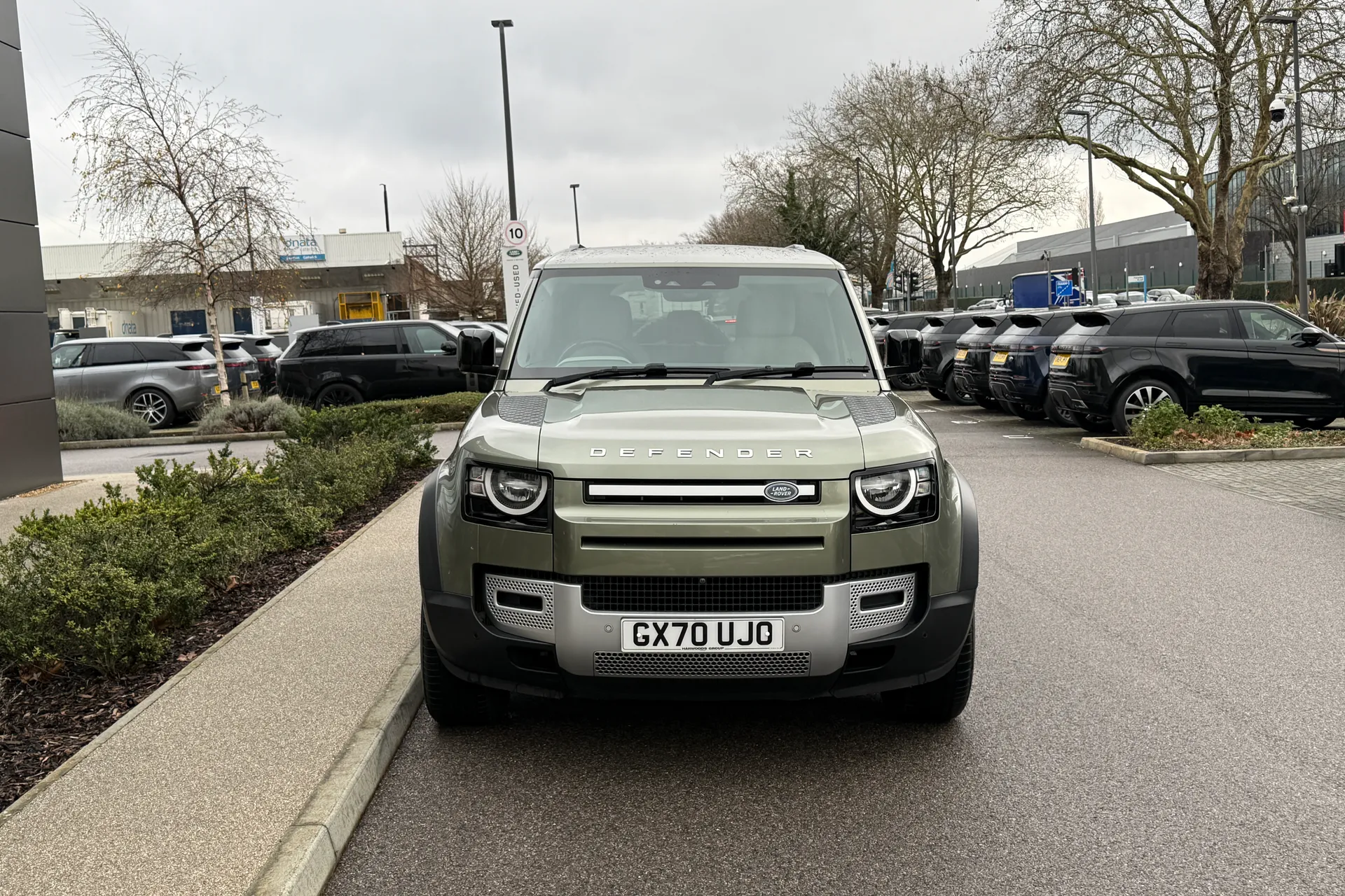 LAND ROVER Defender 110 thumbnail image number 18