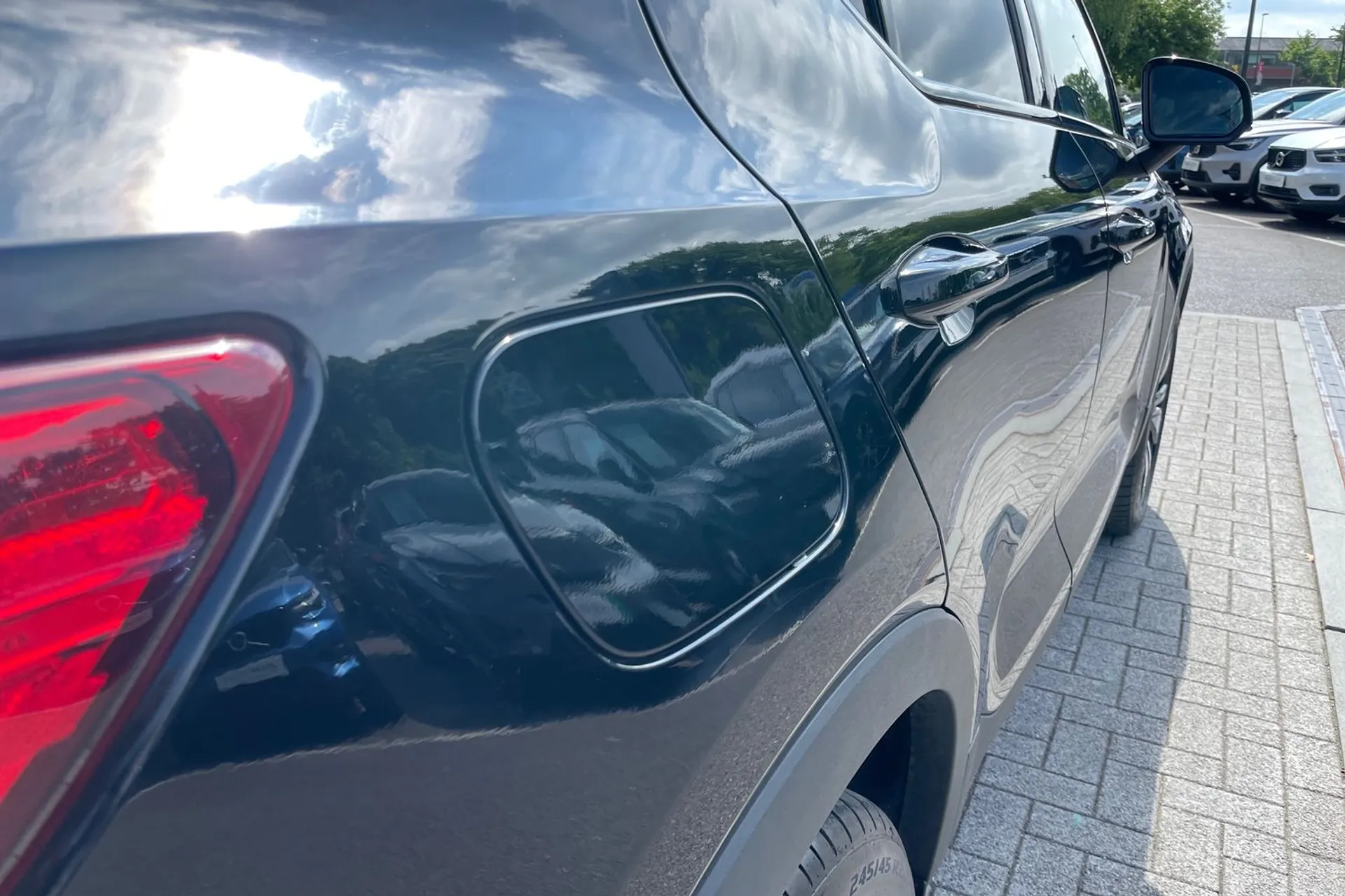 Volvo XC40 thumbnail image number 18