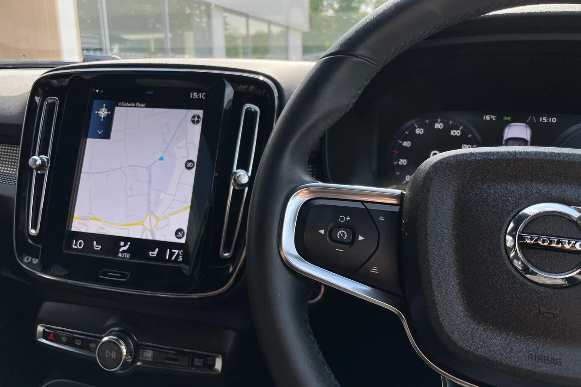 Volvo XC40 thumbnail image number 35