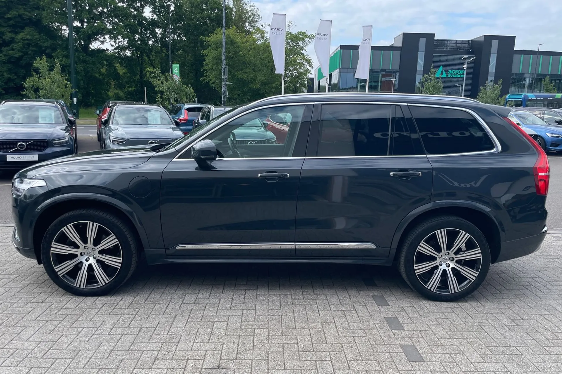 Volvo XC90 thumbnail image number 12