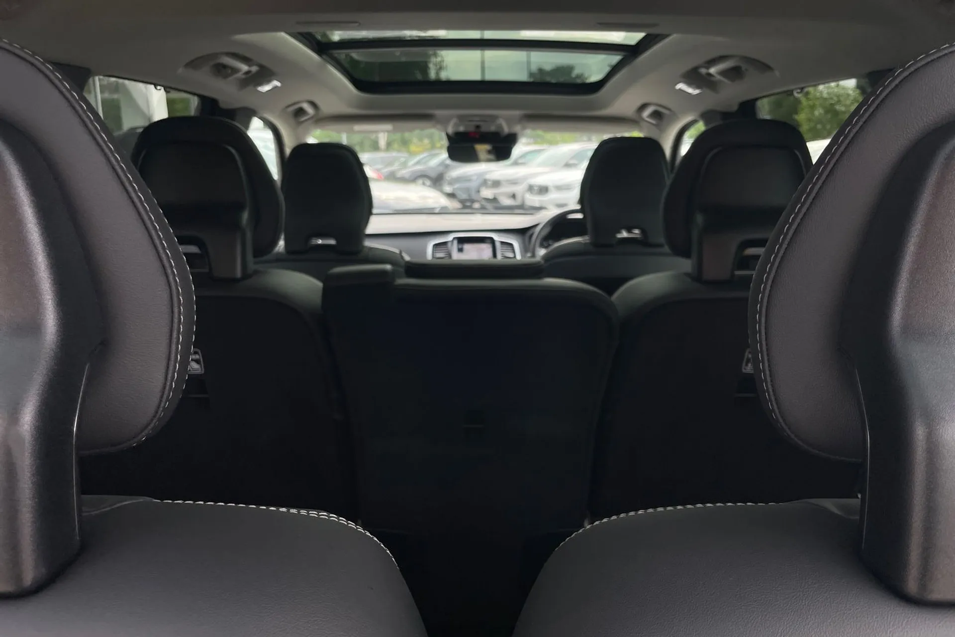 Volvo XC90 thumbnail image number 25