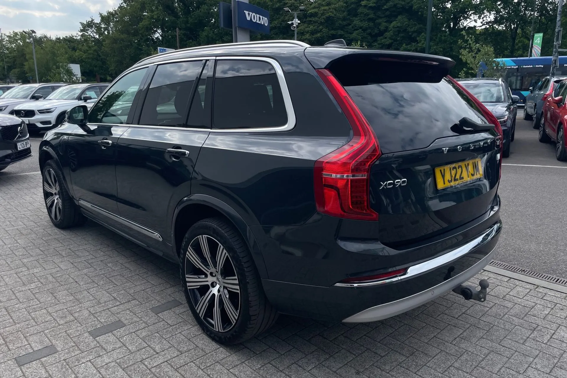 Volvo XC90 thumbnail image number 11
