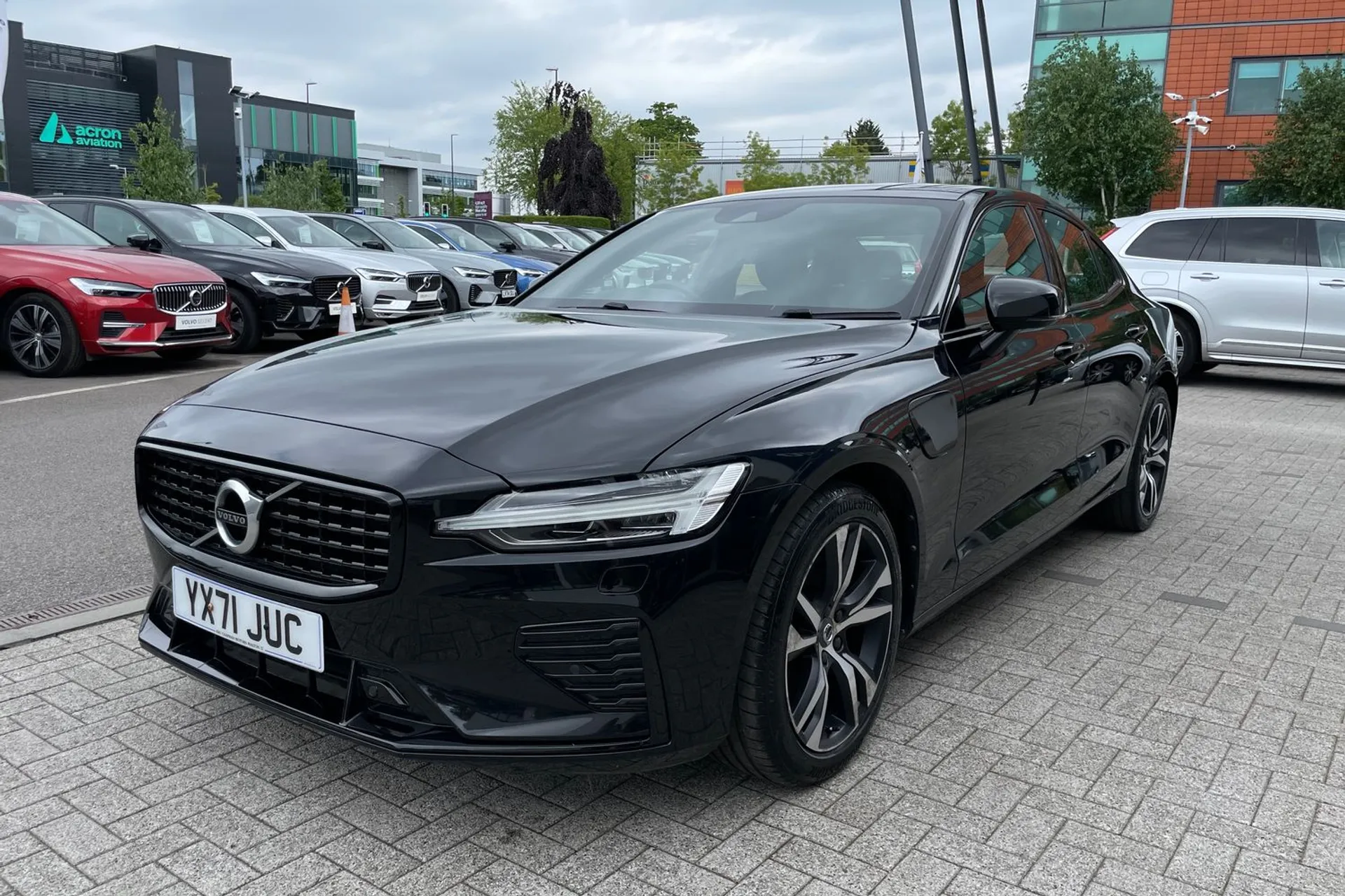Volvo S60 thumbnail image number 11