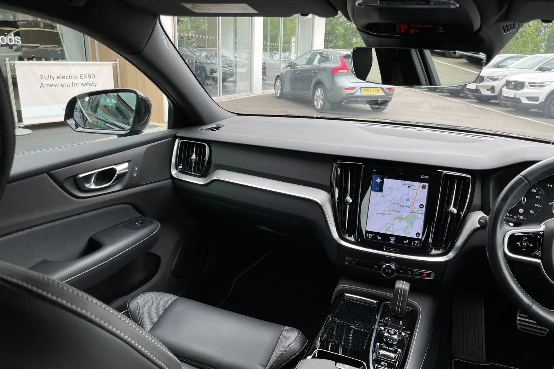 Volvo S60 thumbnail image number 31