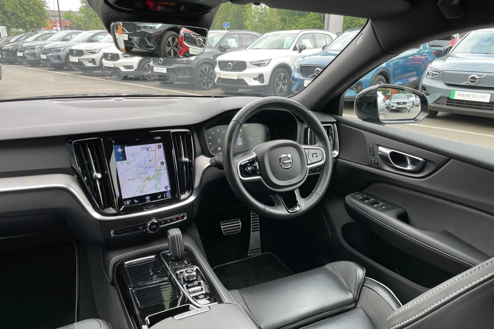 Volvo S60 thumbnail image number 32