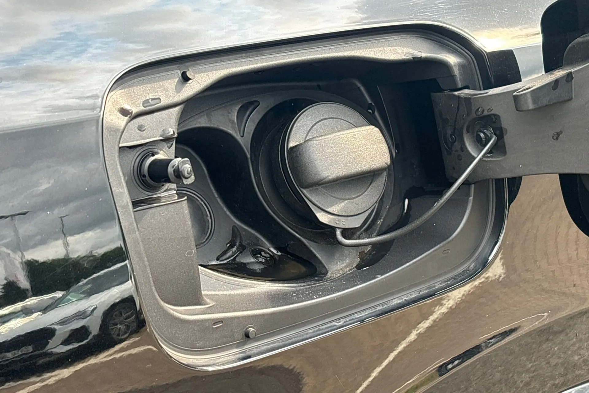 Audi Q3 thumbnail image number 17