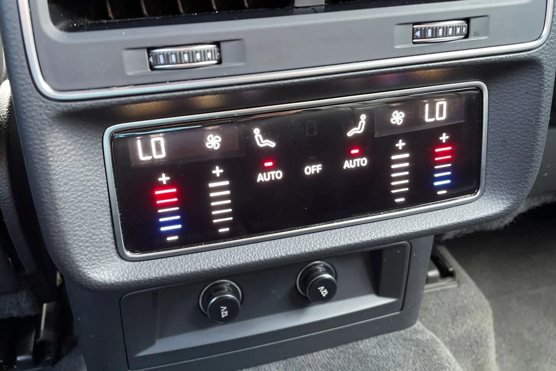 Audi Q7 thumbnail image number 38
