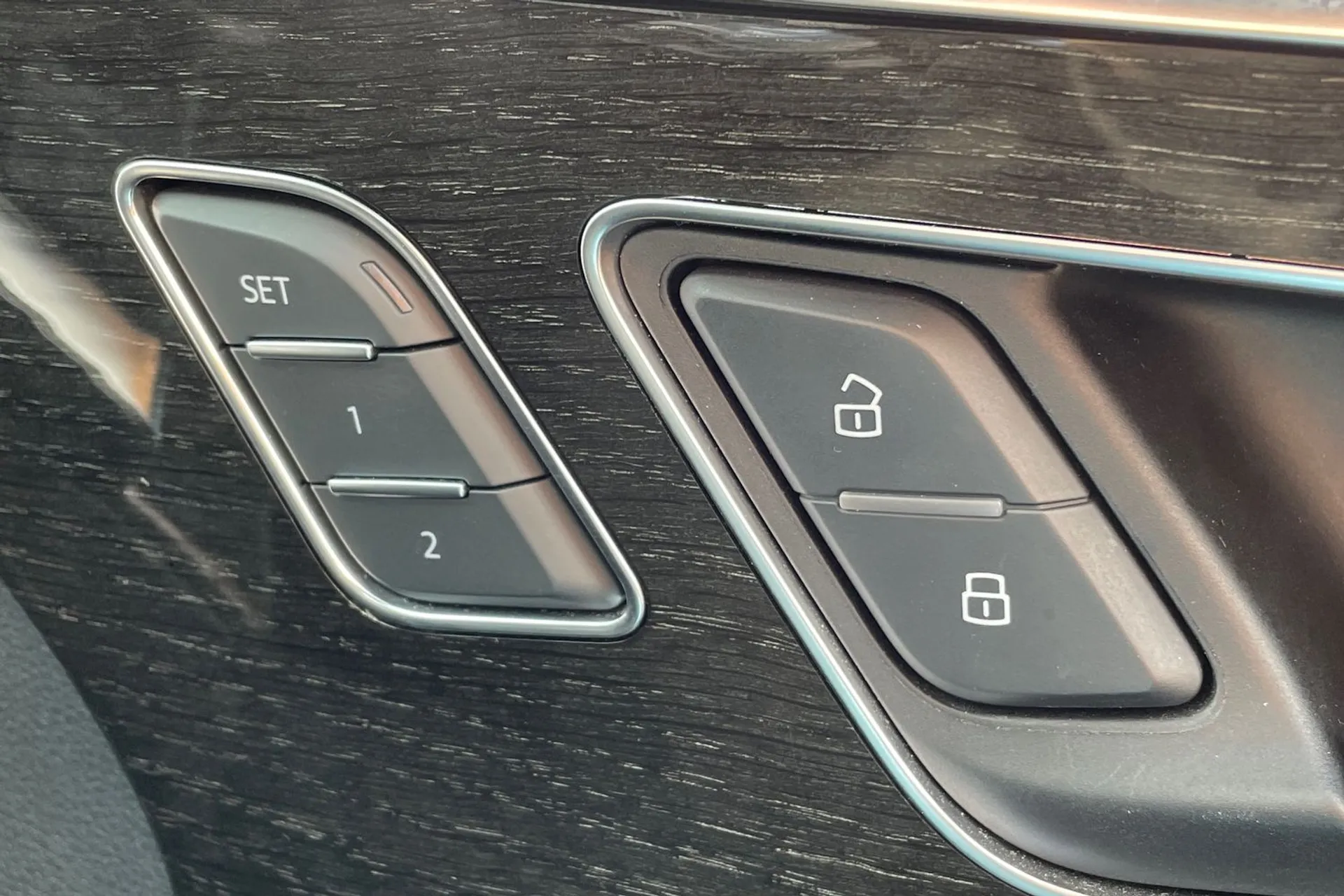 Audi Q7 thumbnail image number 16