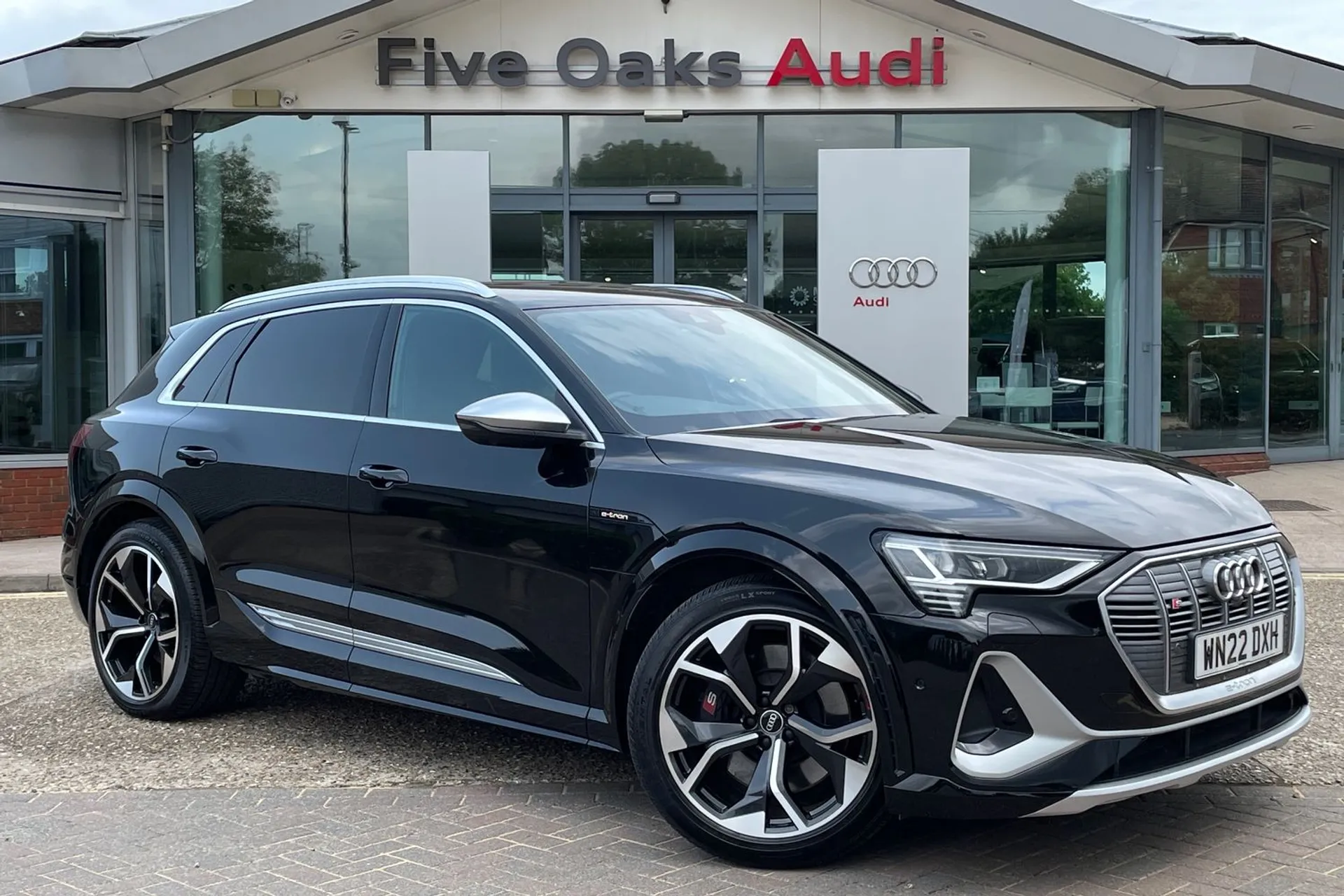 Audi e-tron focused image