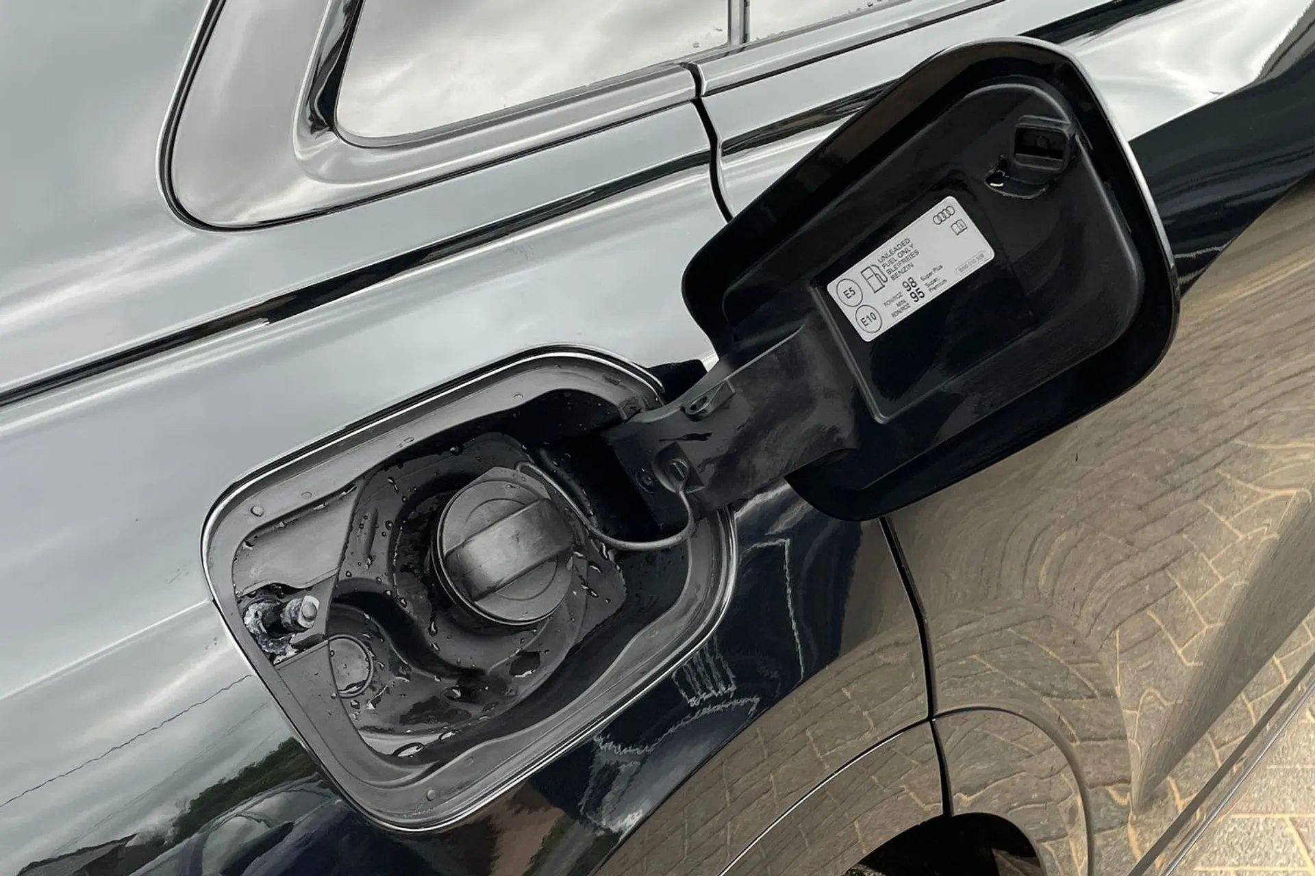 Audi Q8 thumbnail image number 10
