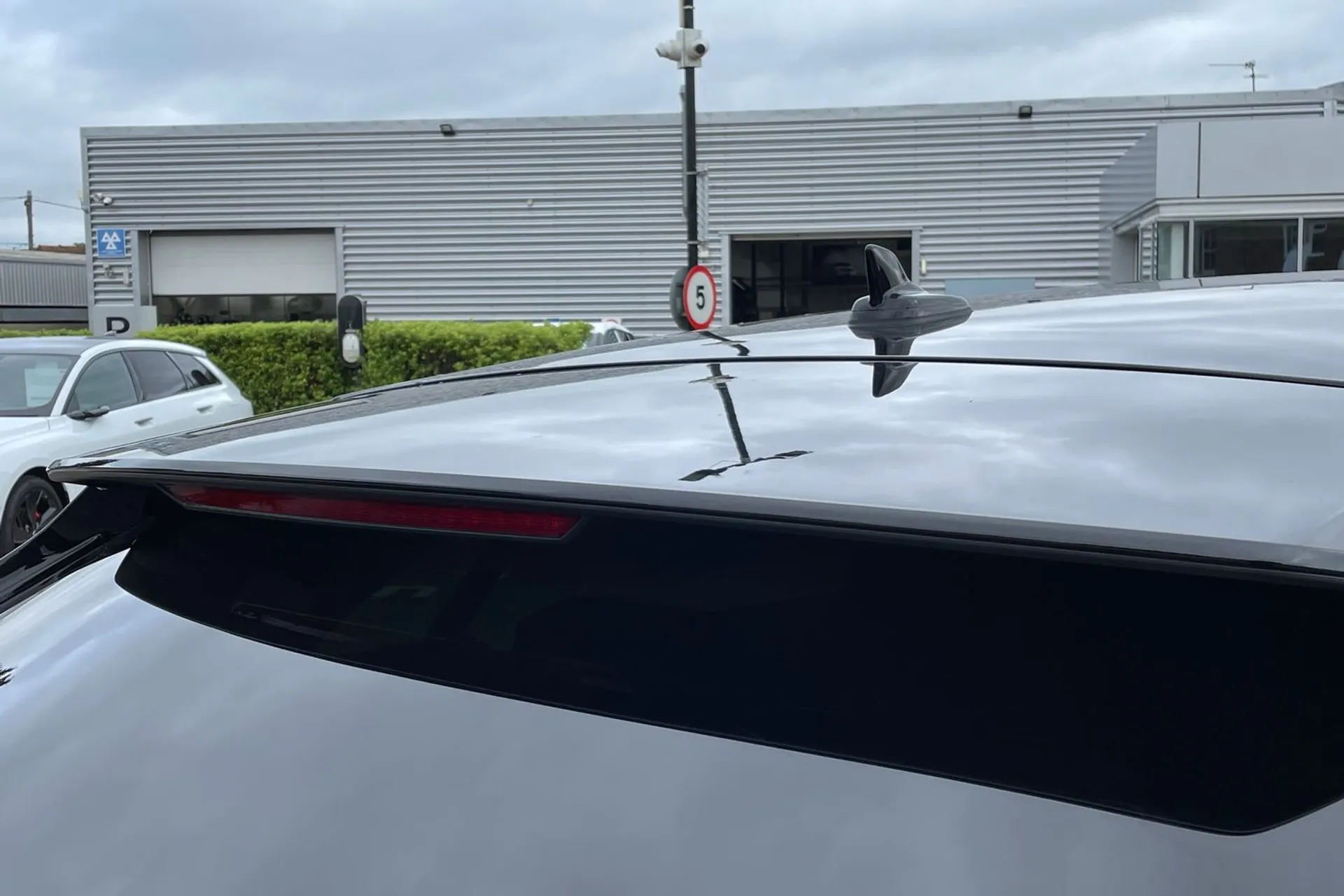 Audi Q8 thumbnail image number 11