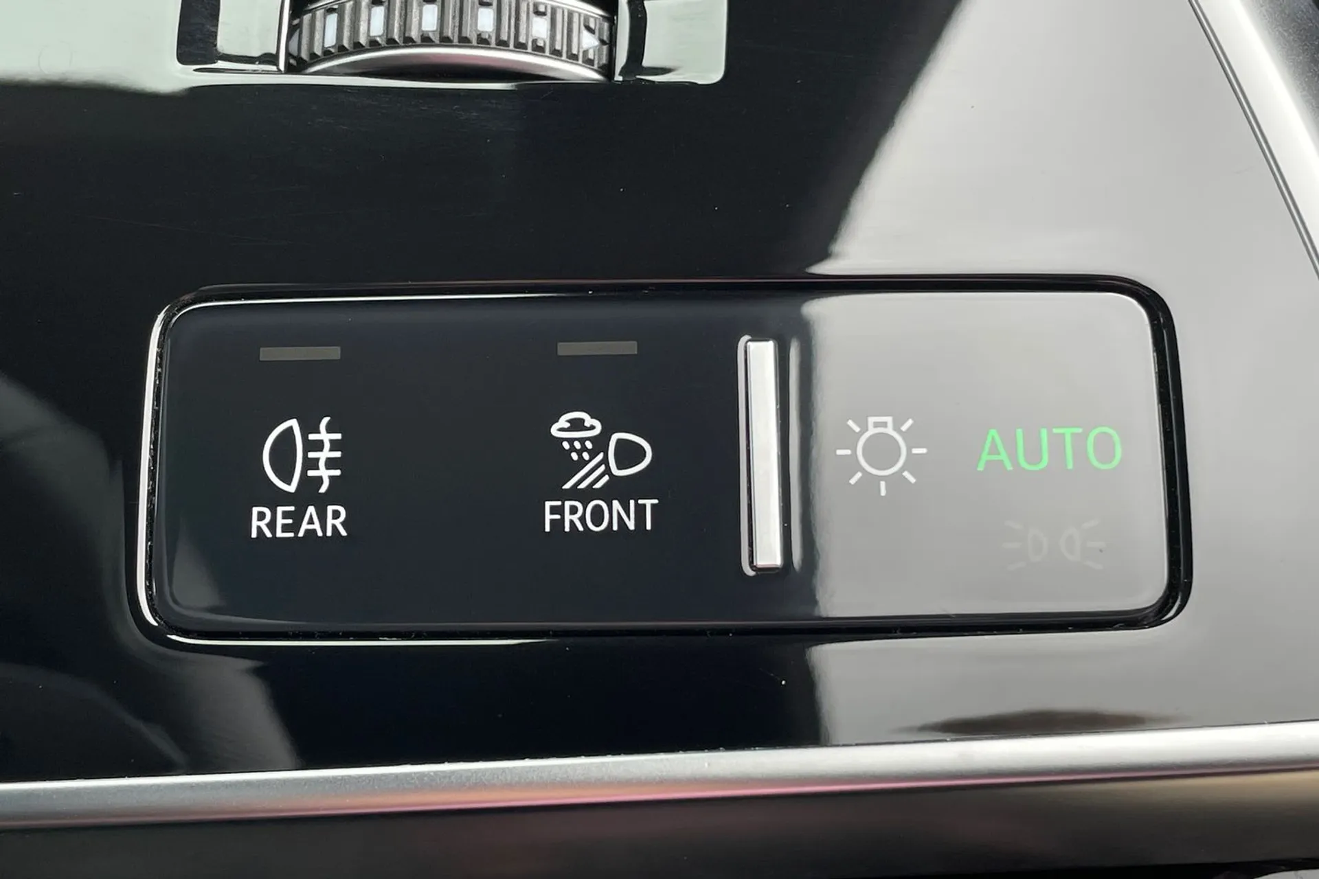 Audi Q8 thumbnail image number 31