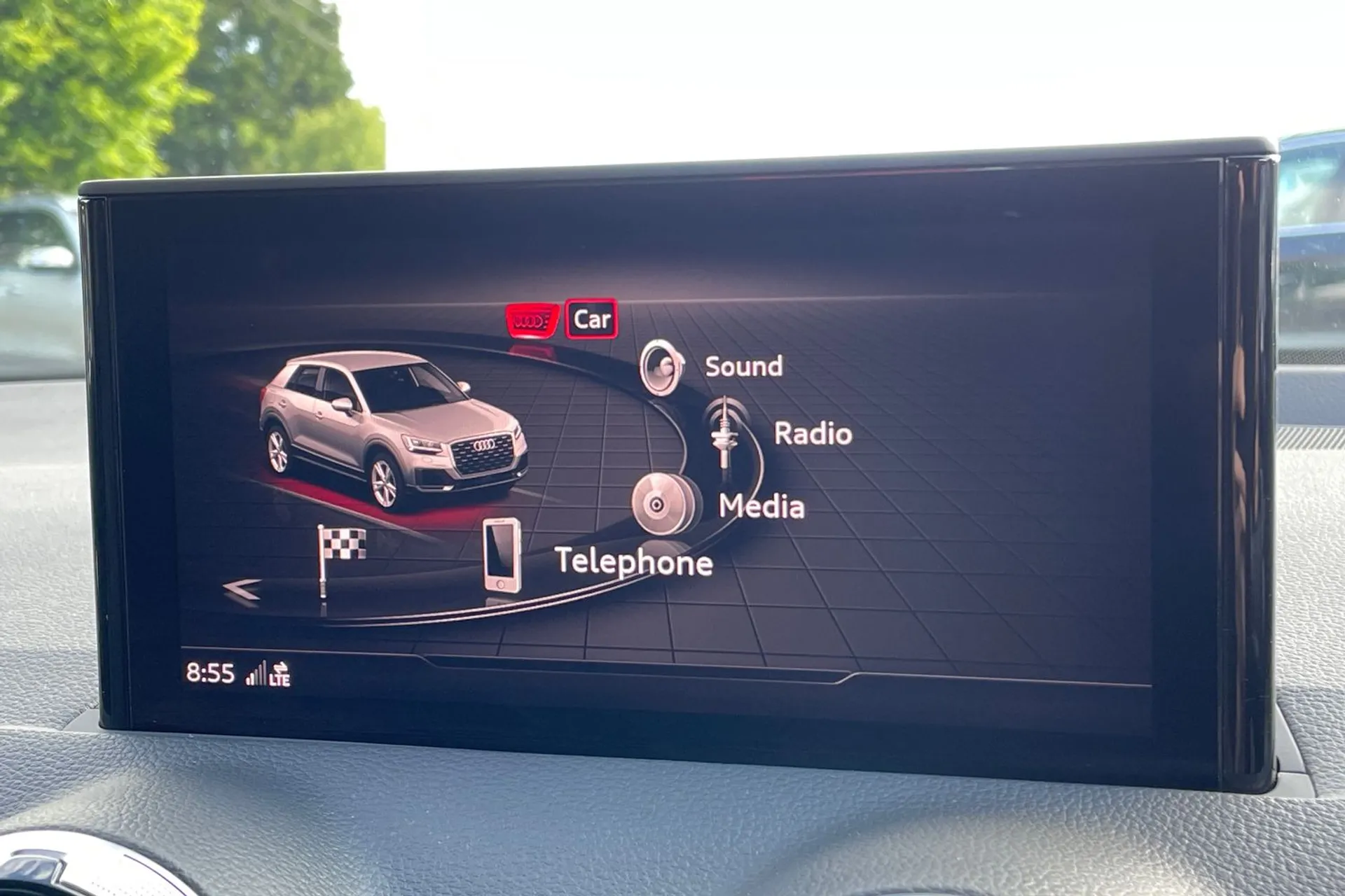 Audi Q2 thumbnail image number 21