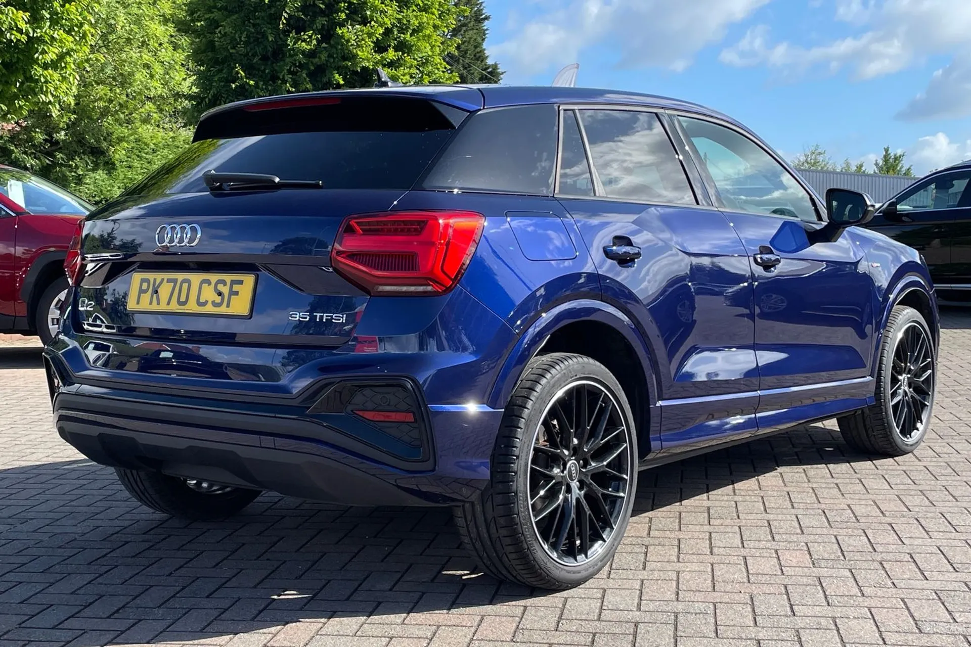Audi Q2 thumbnail image number 11