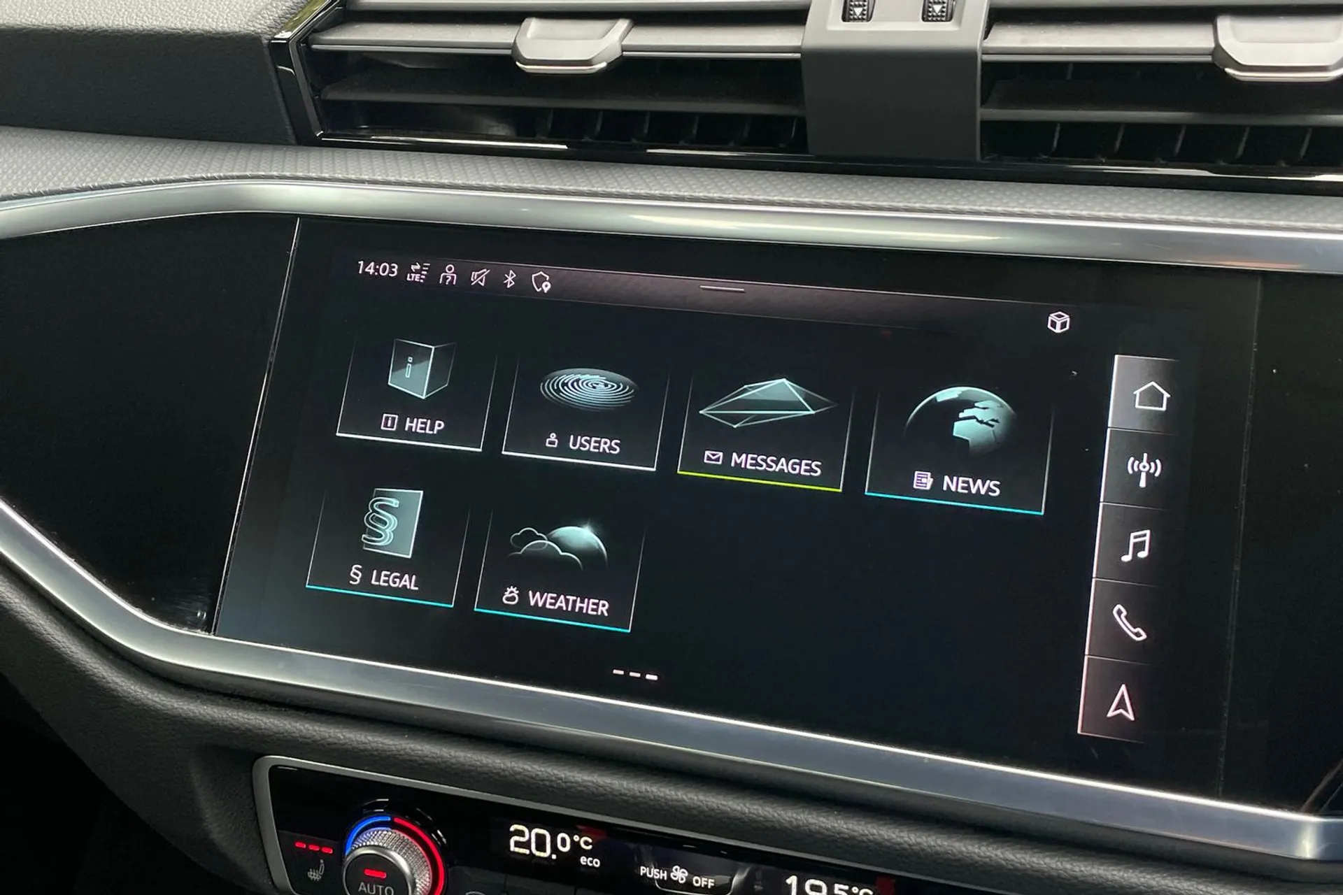 Audi Q3 thumbnail image number 50
