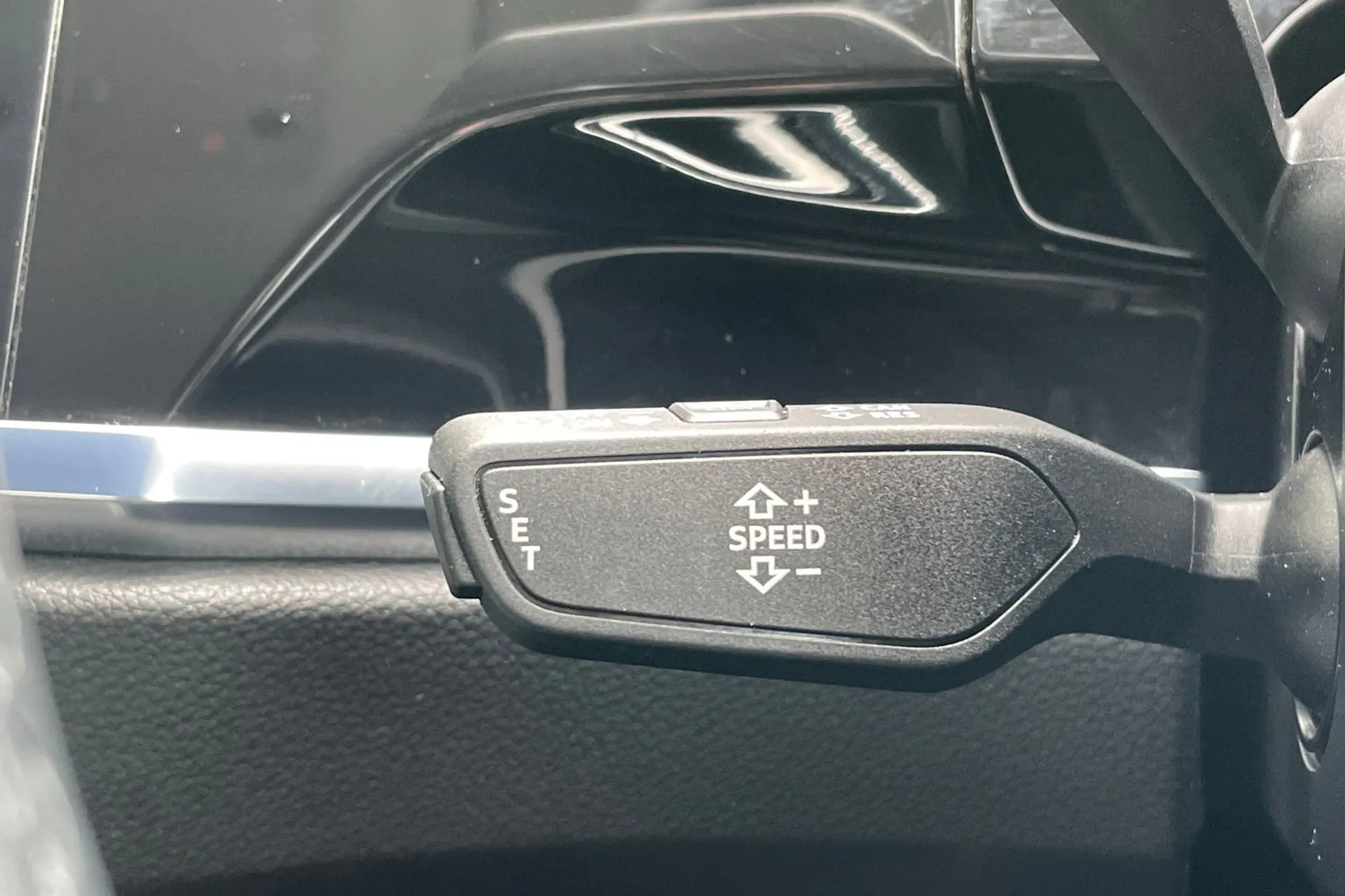 Audi Q3 thumbnail image number 49