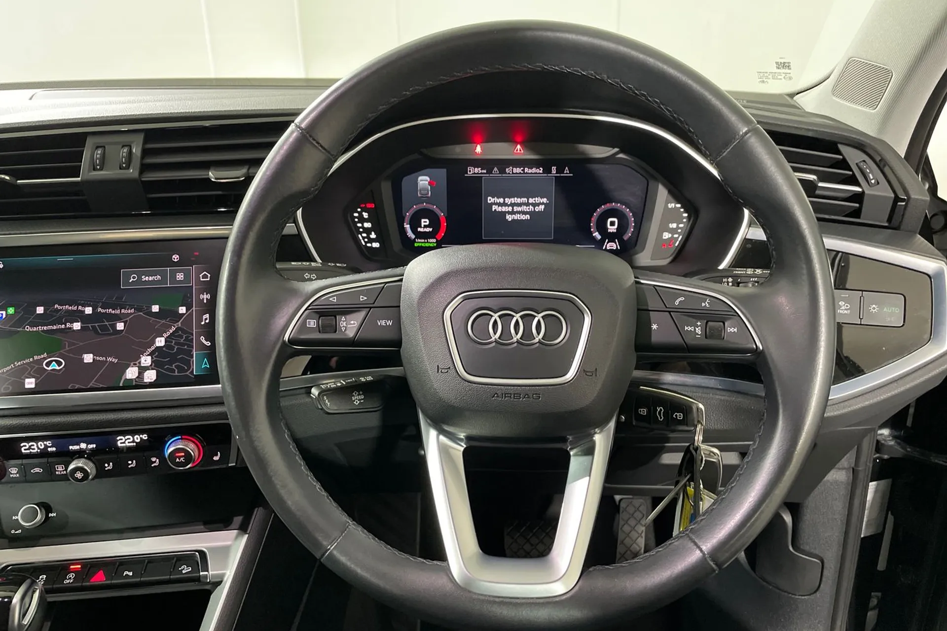 Audi Q3 thumbnail image number 36