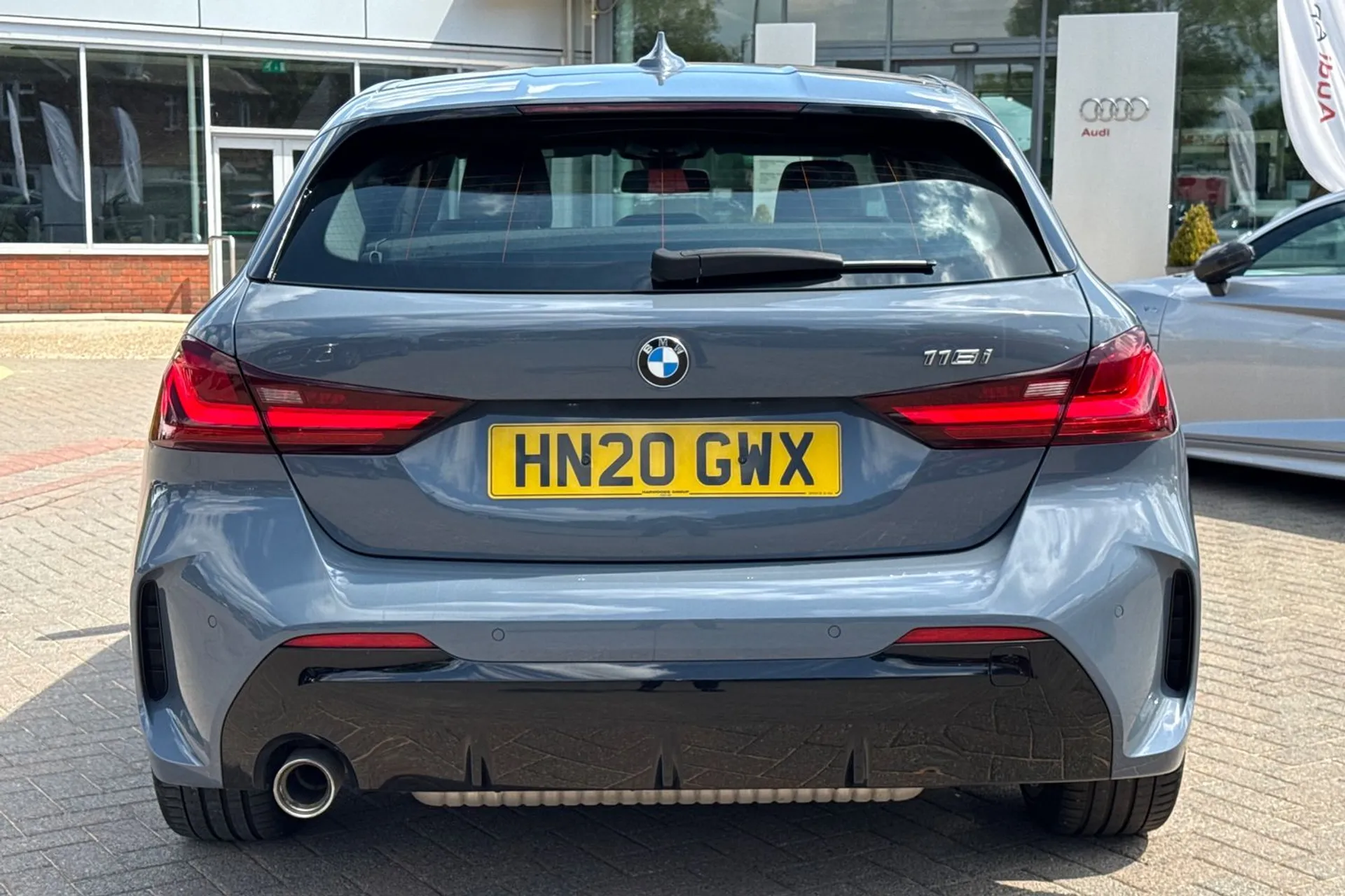 BMW 1 SERIES thumbnail image number 5