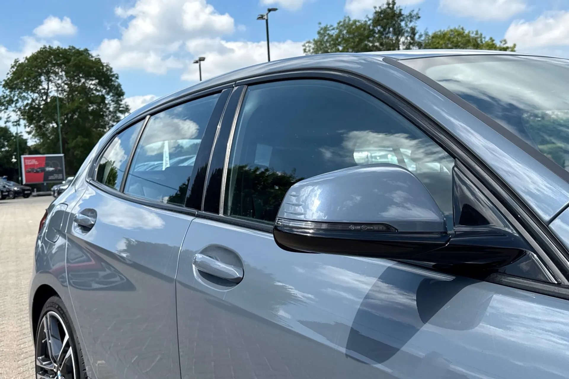BMW 1 SERIES thumbnail image number 36