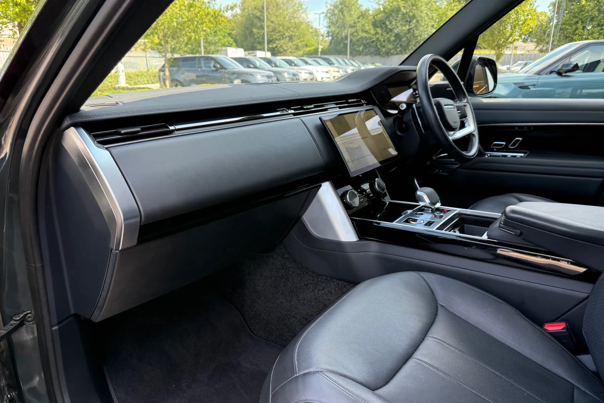 LAND ROVER RANGE ROVER thumbnail image number 50