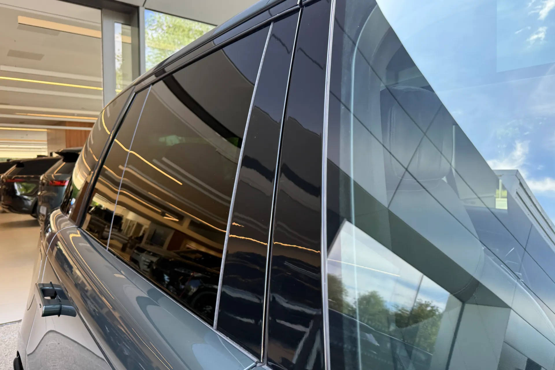 LAND ROVER RANGE ROVER thumbnail image number 25