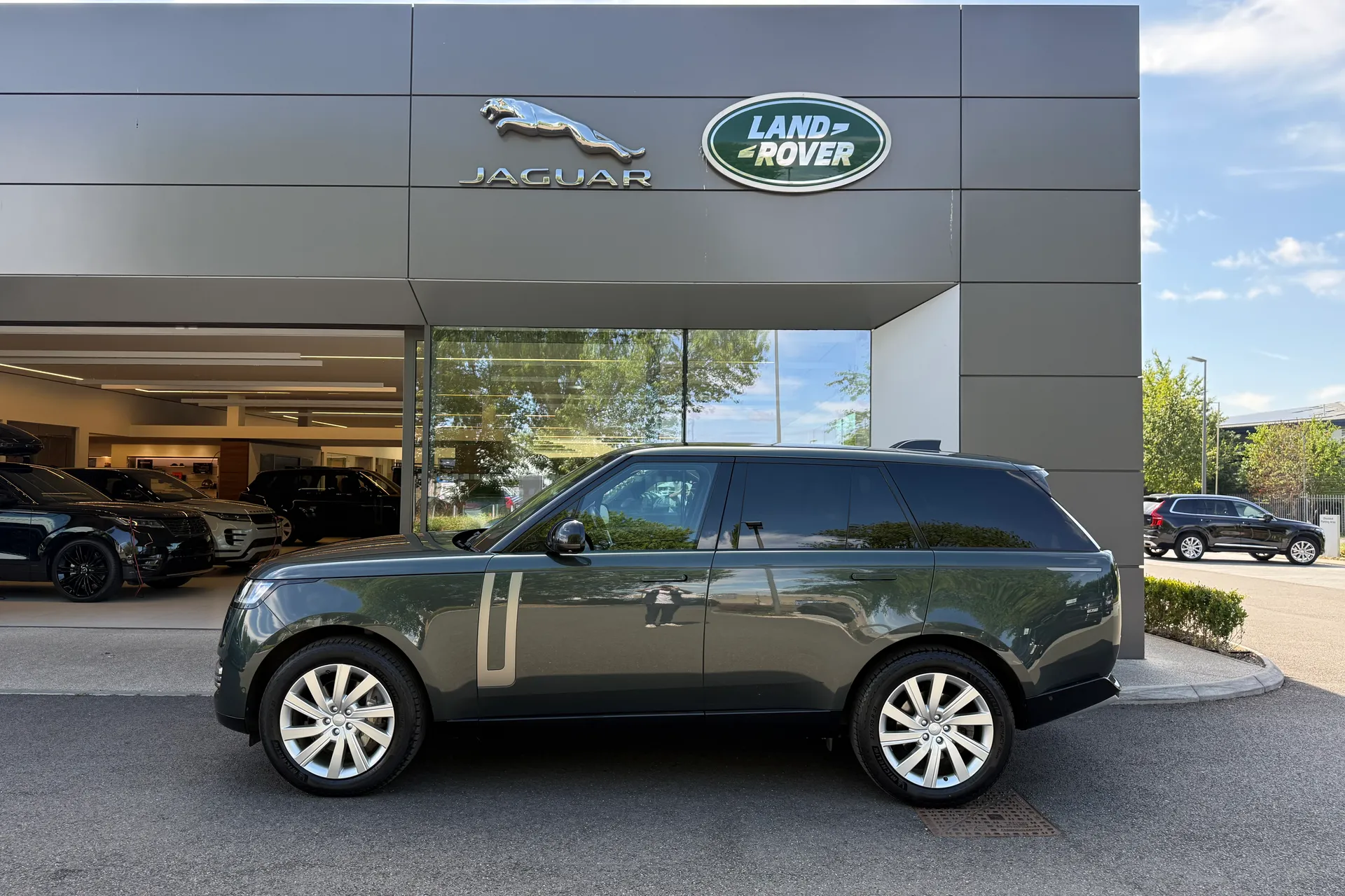 LAND ROVER RANGE ROVER thumbnail image number 27