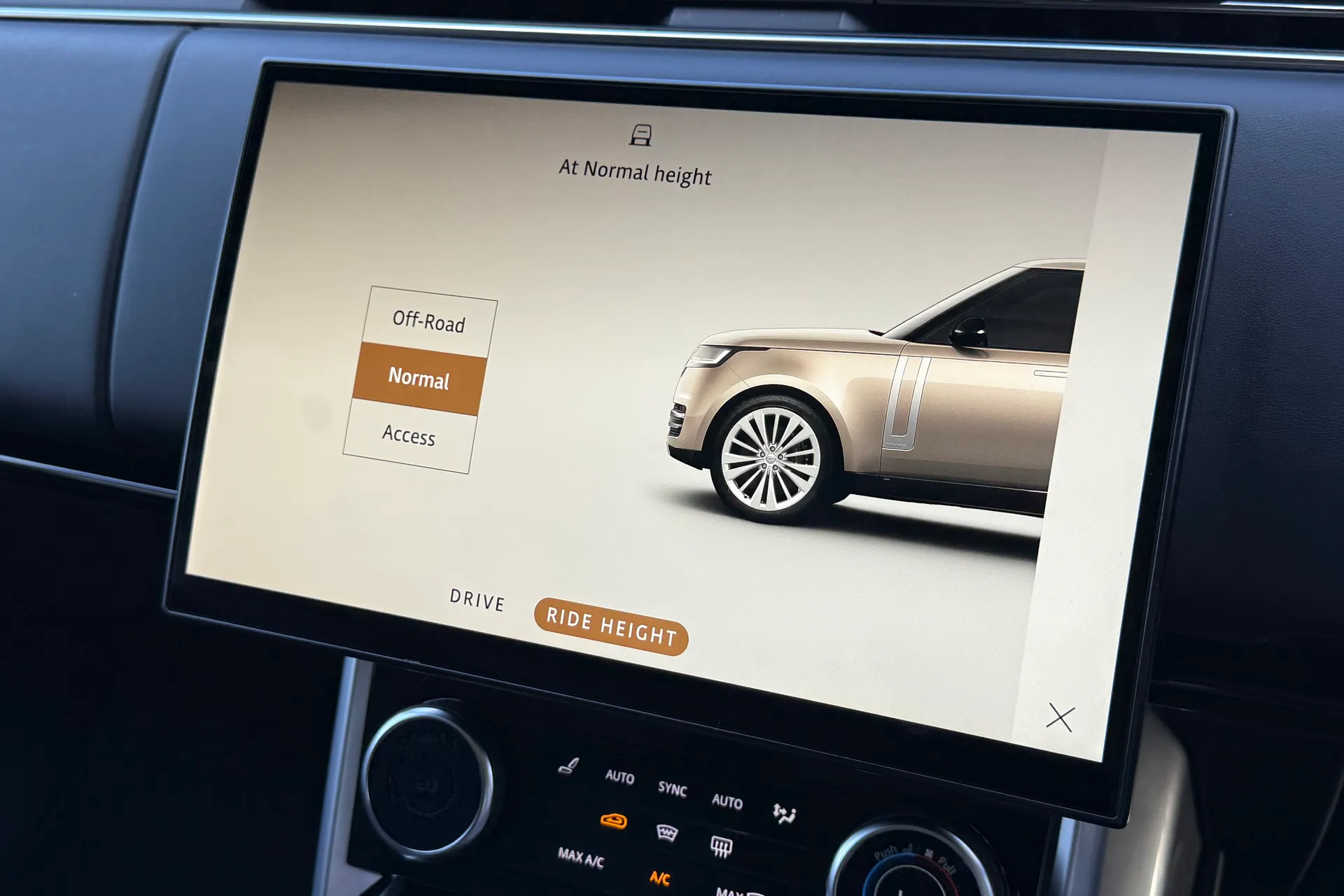 LAND ROVER RANGE ROVER thumbnail image number 22