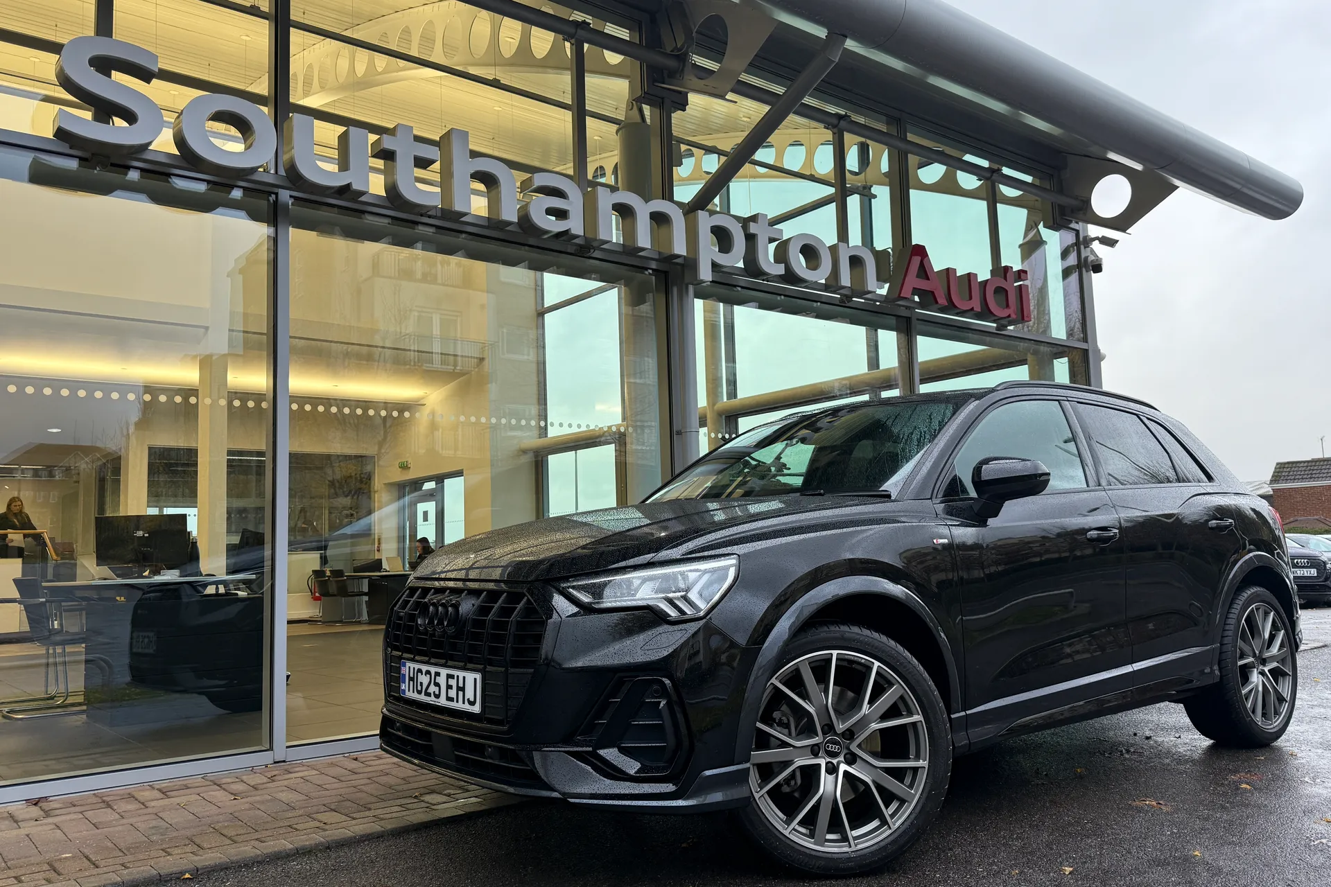 Audi Q3 thumbnail image number 63