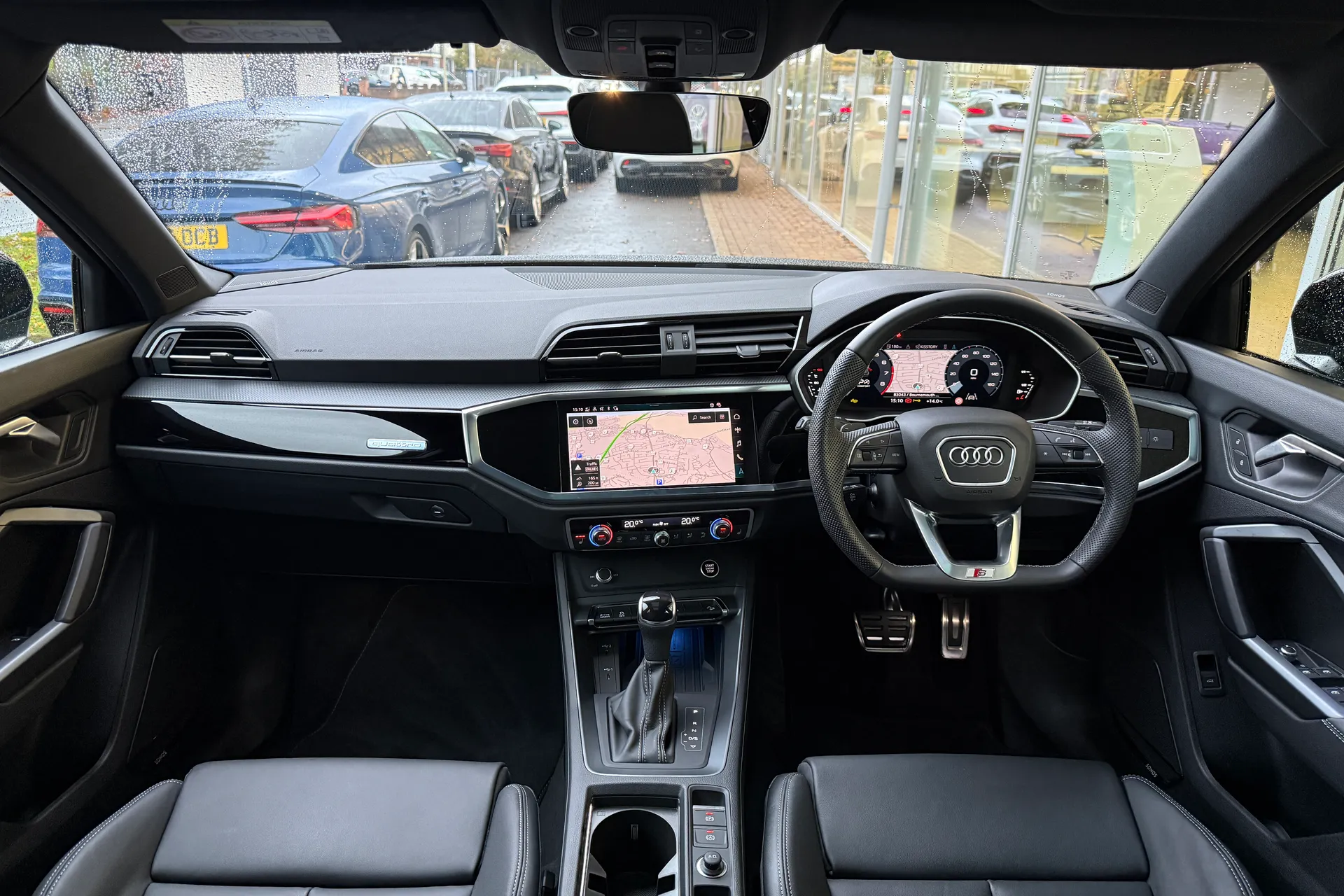 Audi Q3 thumbnail image number 3