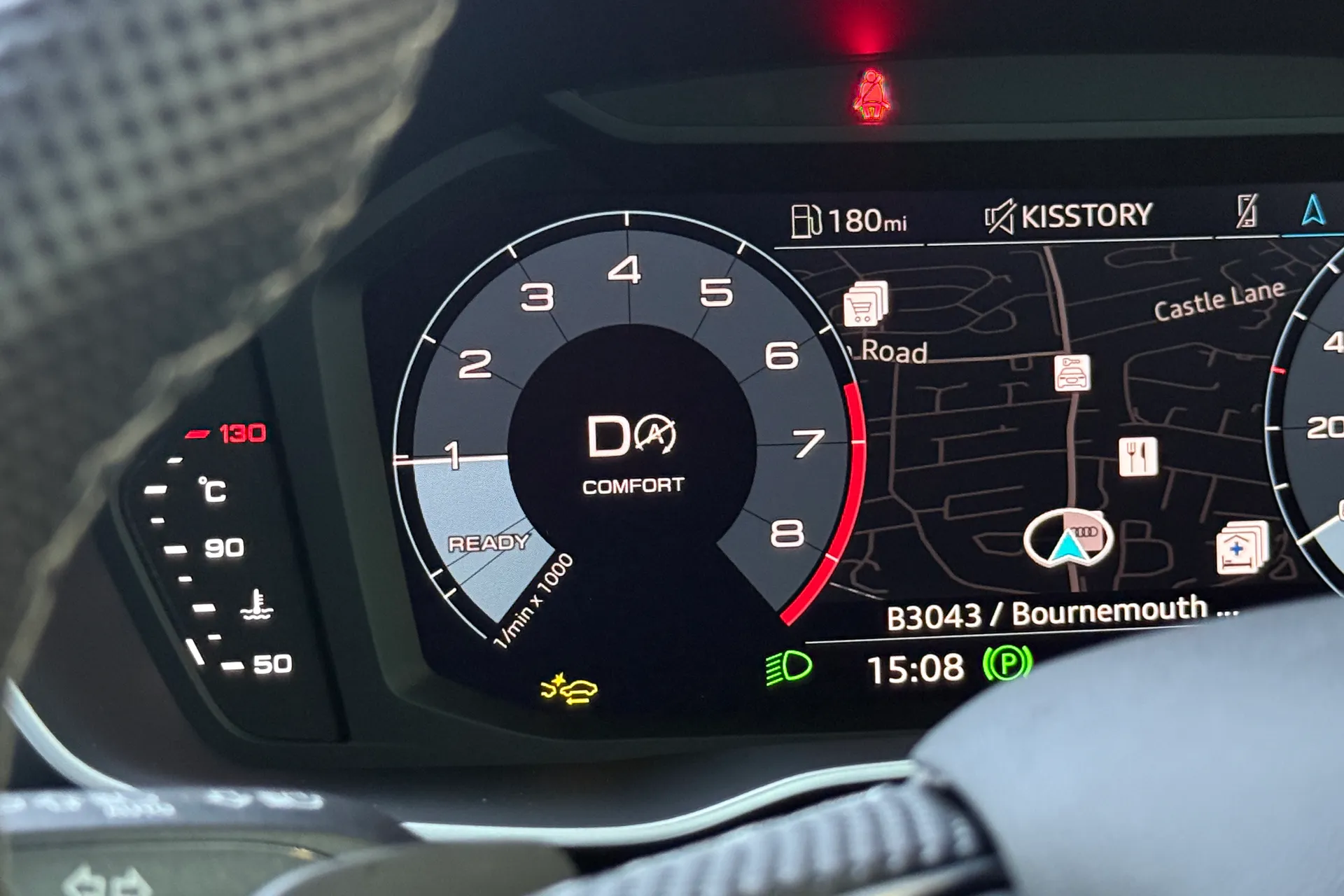 Audi Q3 thumbnail image number 24