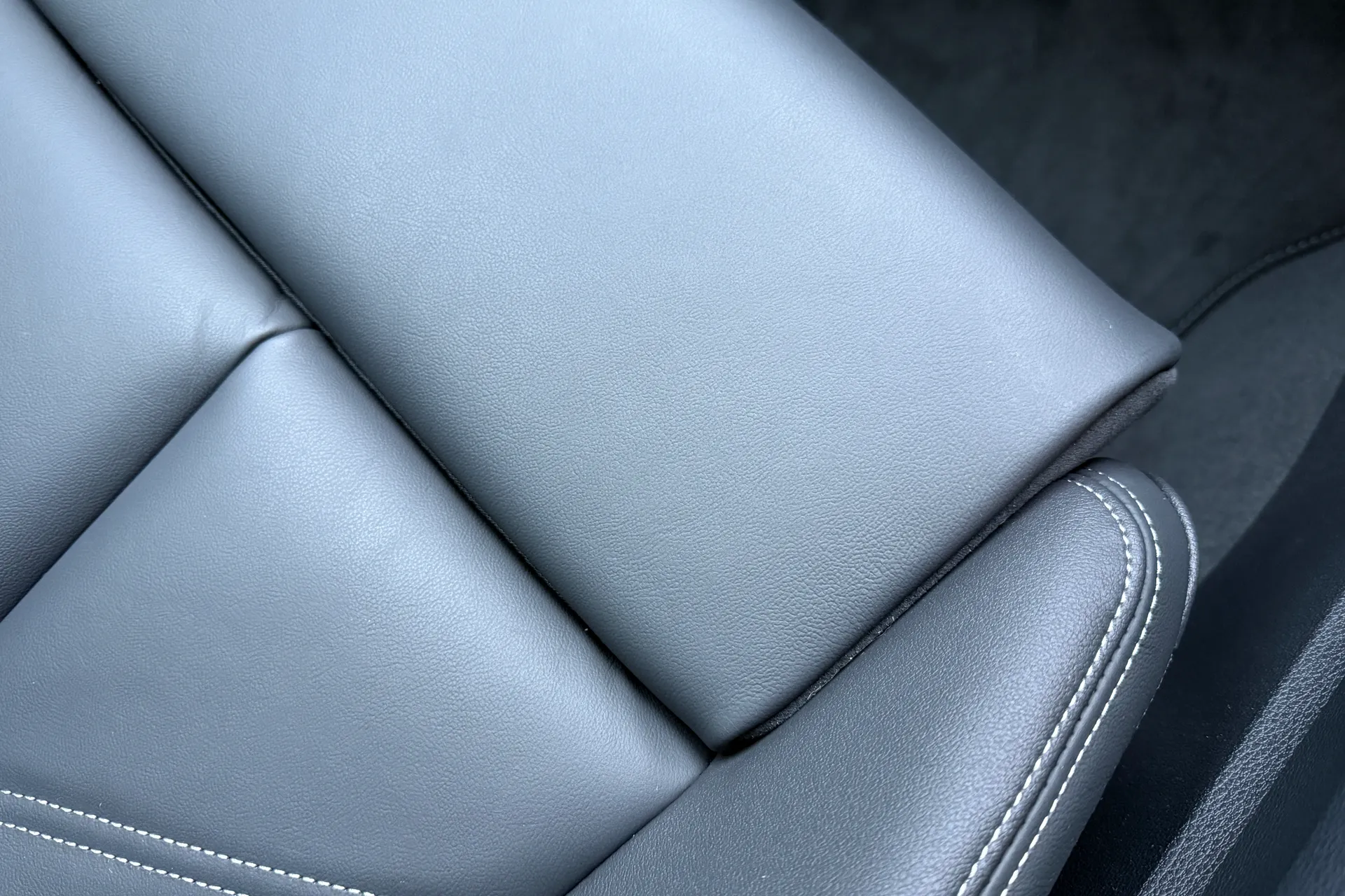 Audi Q3 thumbnail image number 27