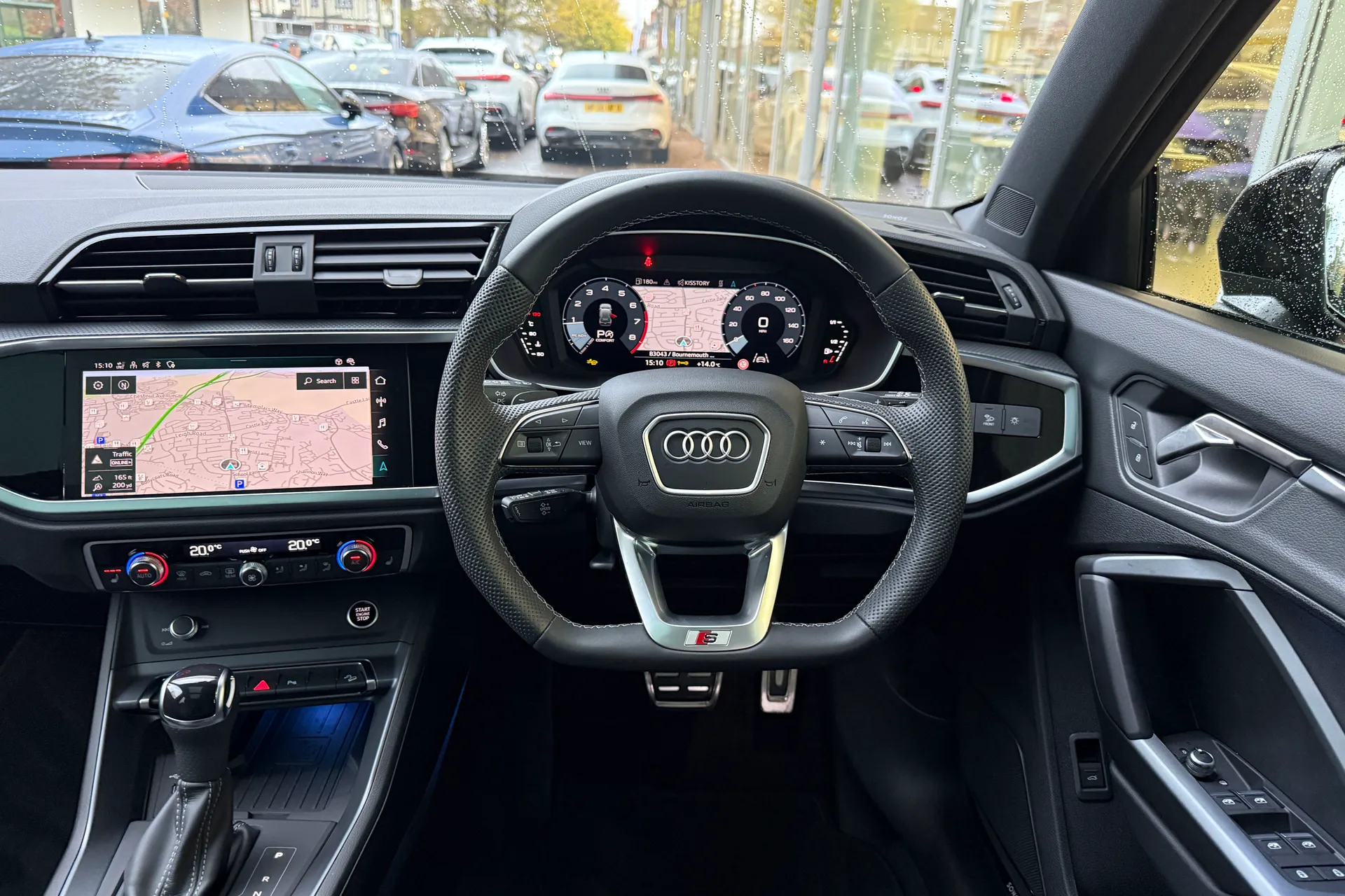 Audi Q3 thumbnail image number 42