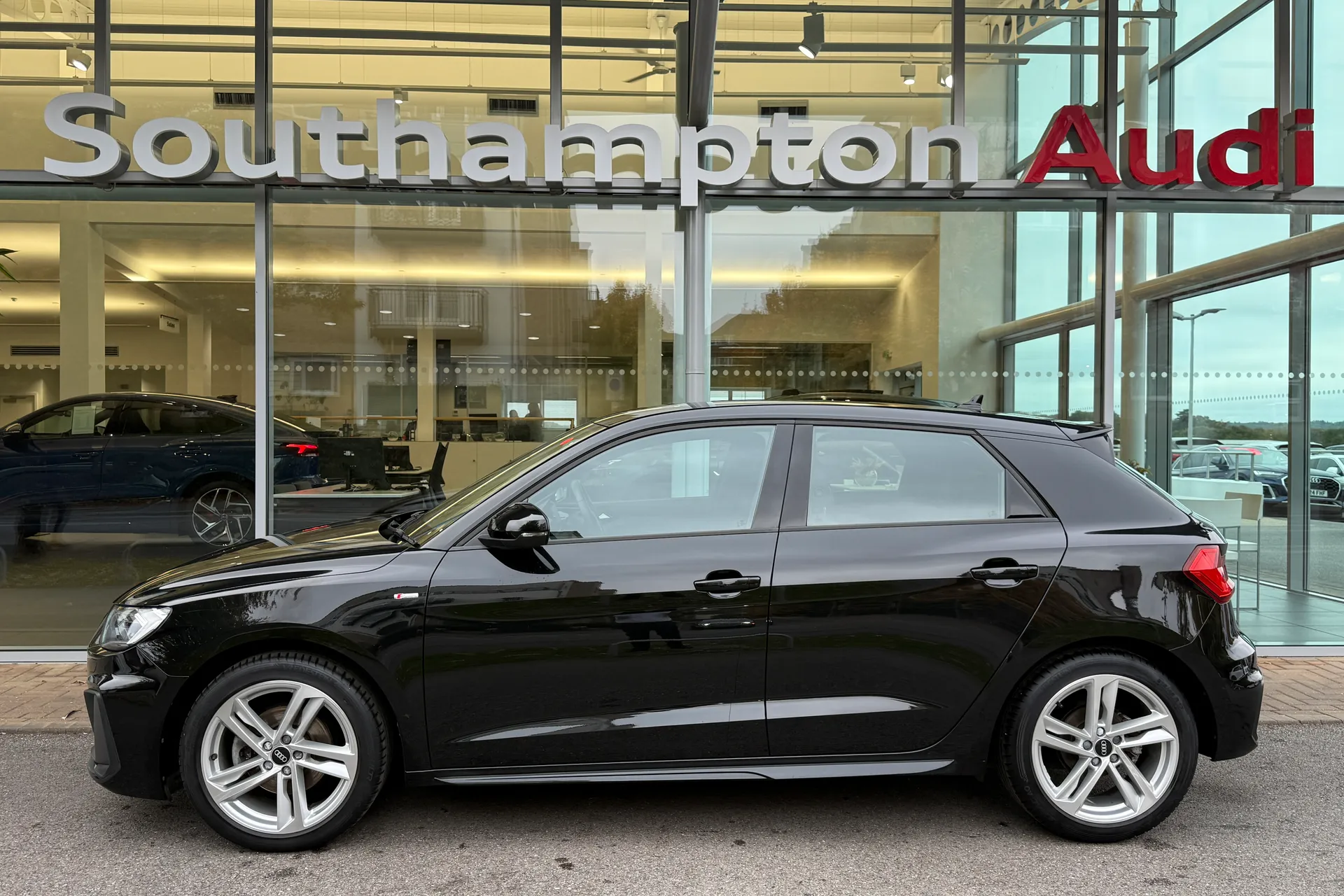 Audi A1 thumbnail image number 52