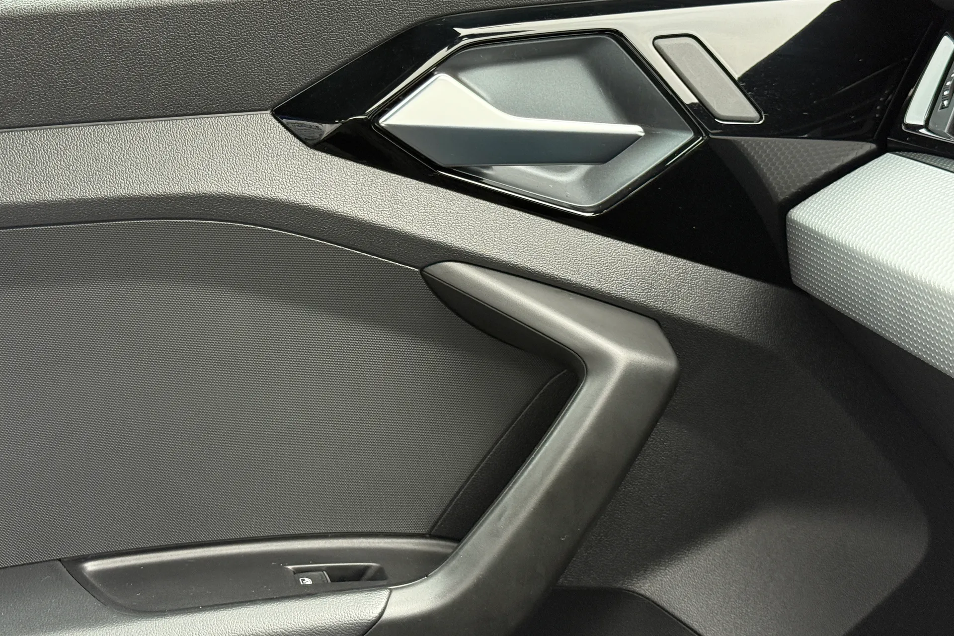 Audi A1 thumbnail image number 28