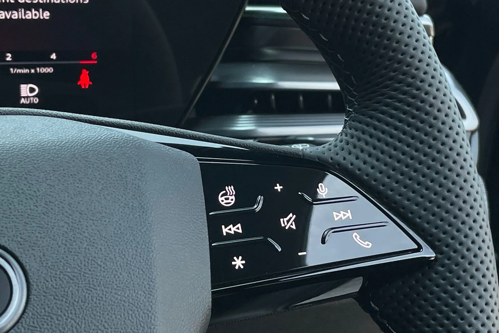 Audi A6 thumbnail image number 40