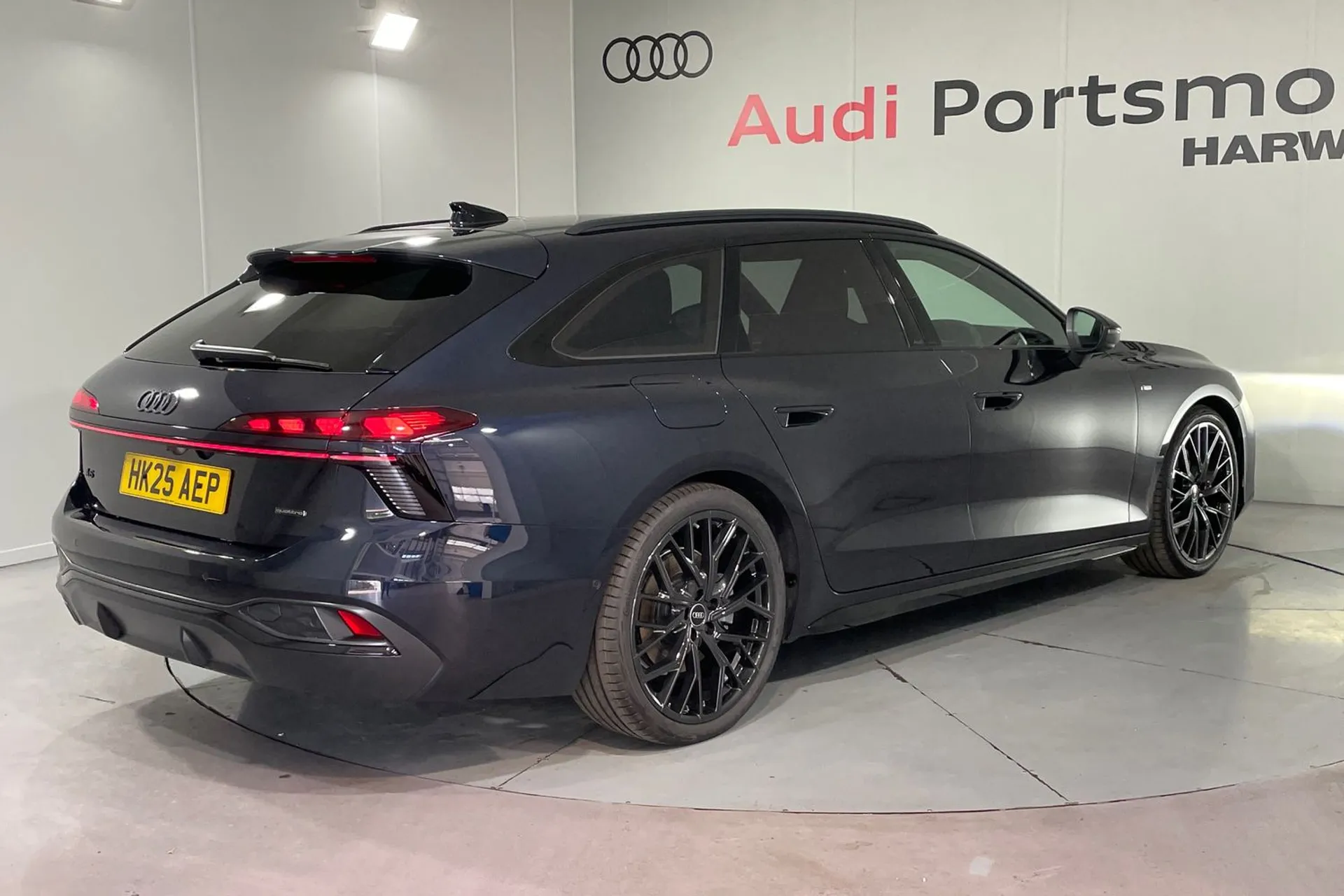 Audi A6 thumbnail image number 7