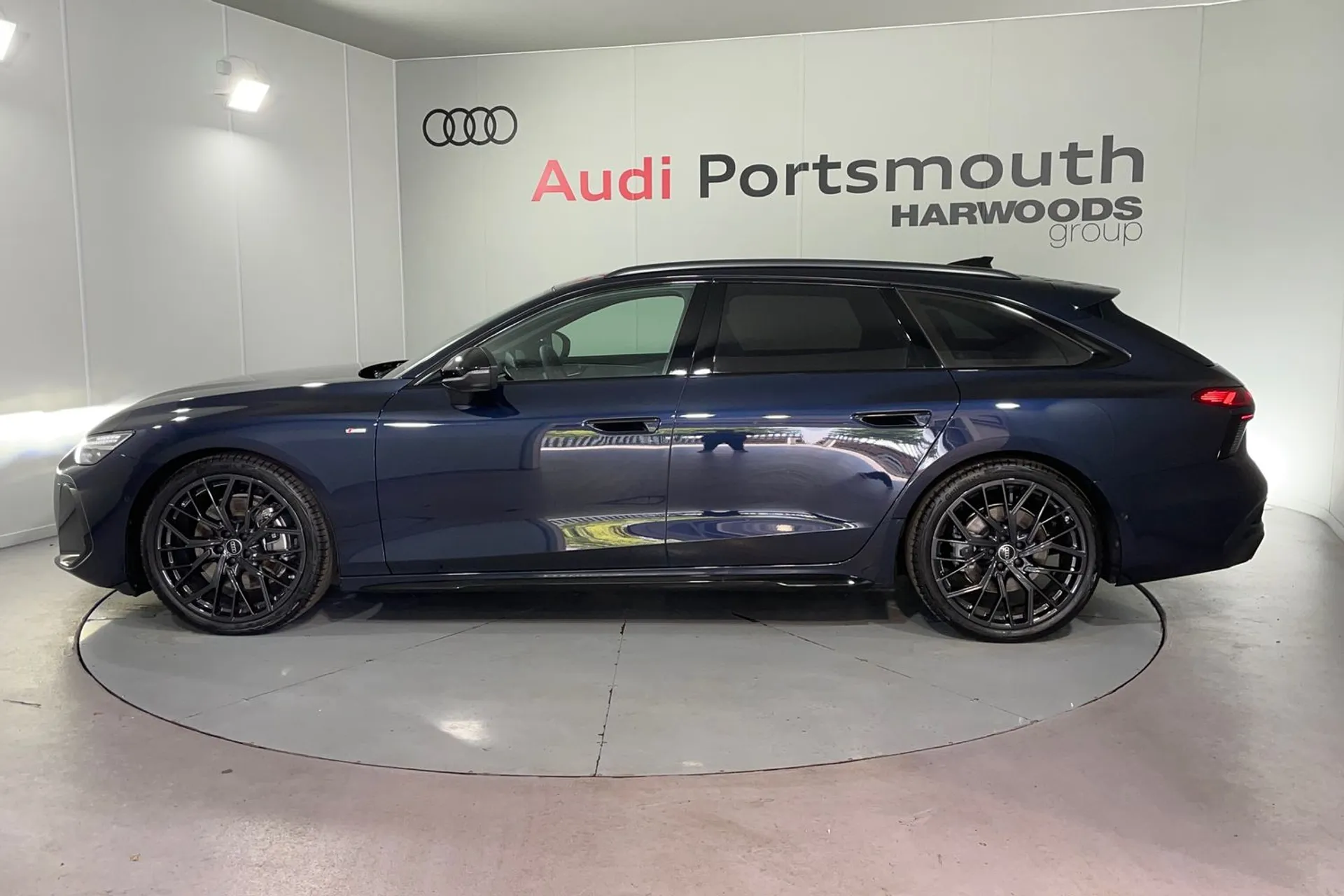 Audi A6 thumbnail image number 10