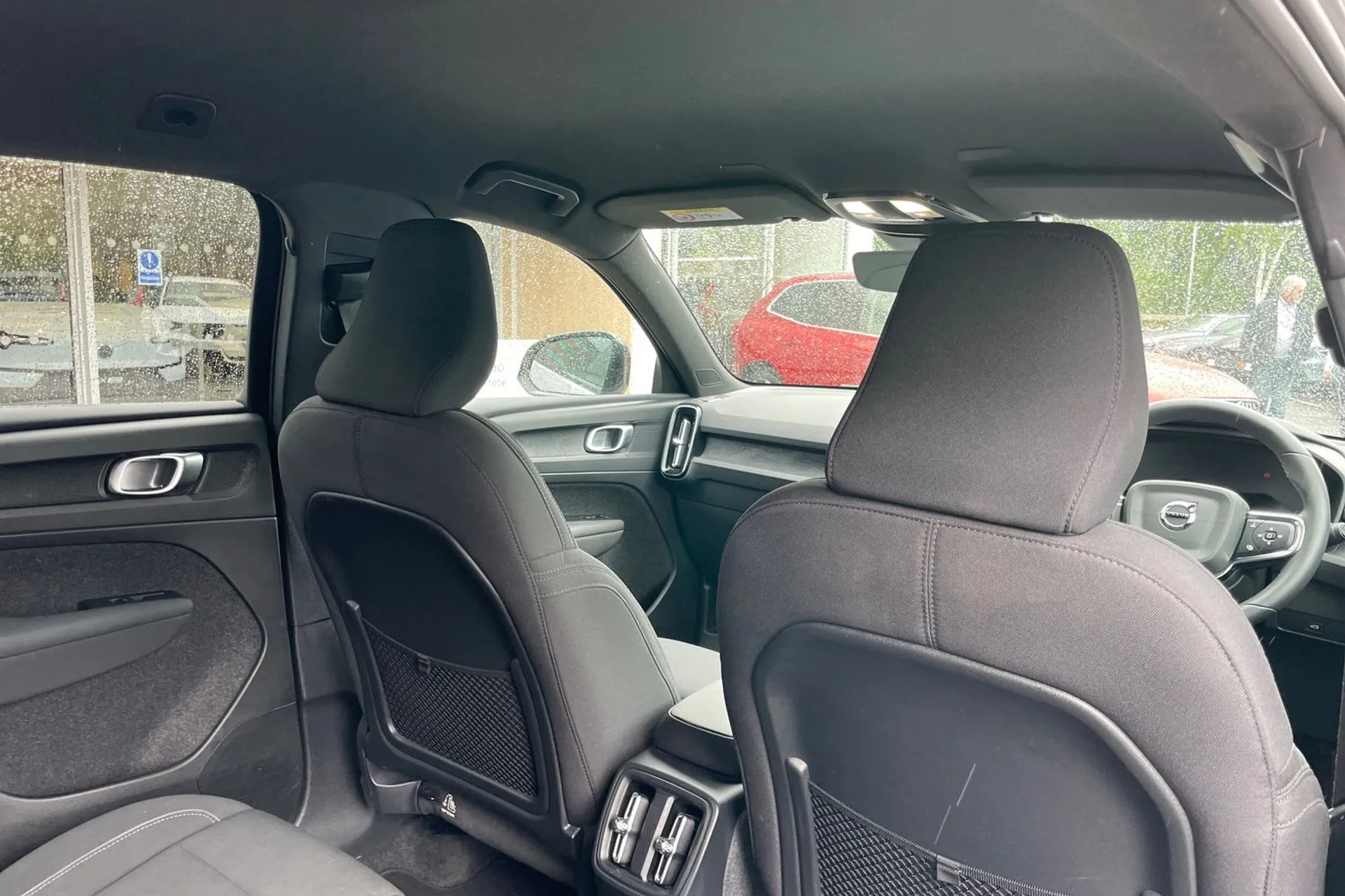 Volvo XC40 thumbnail image number 23