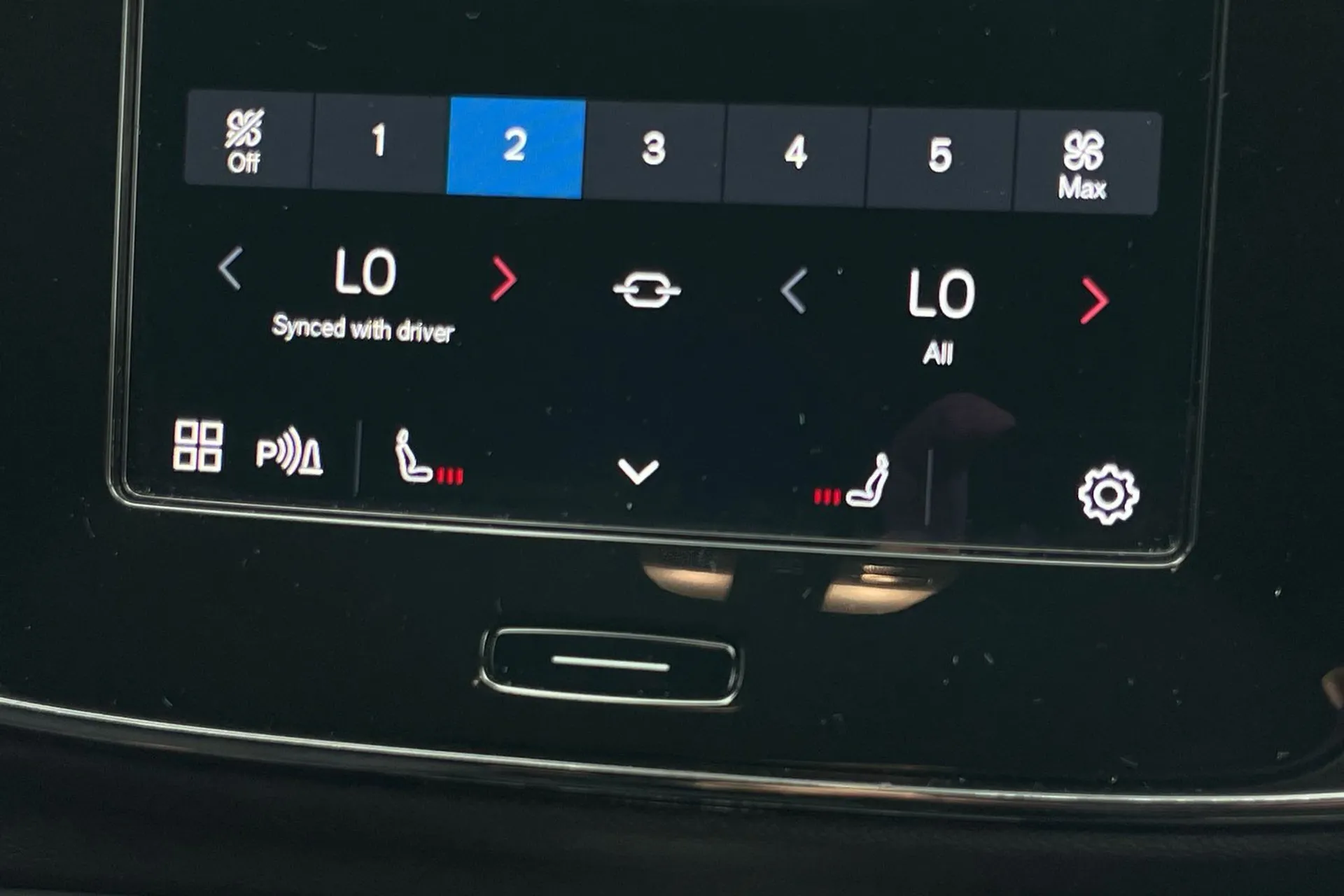 Volvo XC40 thumbnail image number 39
