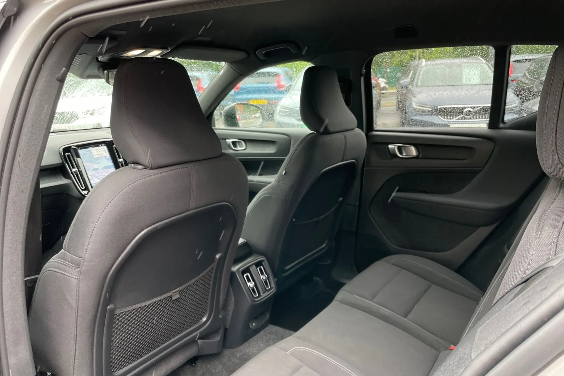 Volvo XC40 thumbnail image number 30