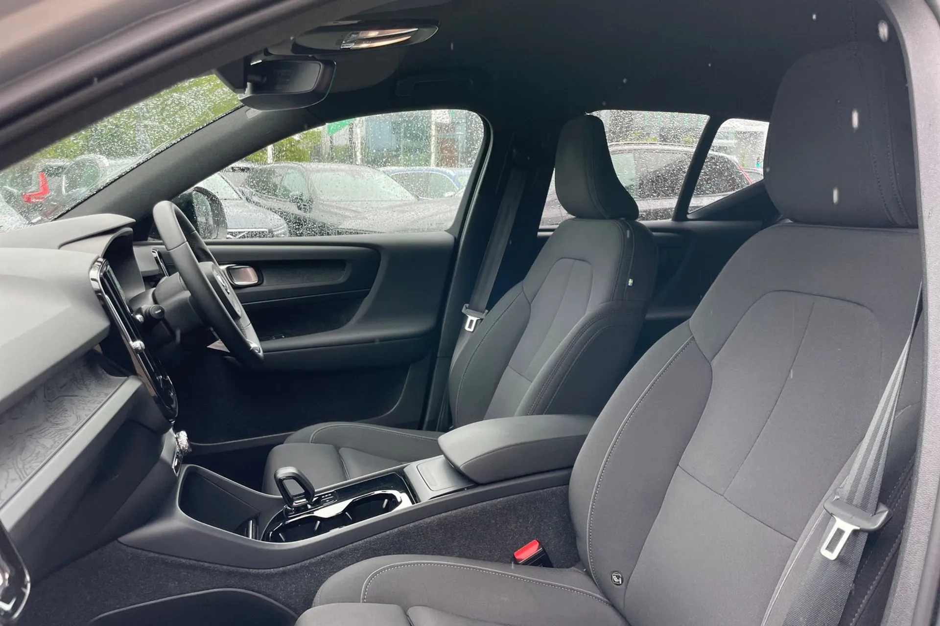 Volvo XC40 thumbnail image number 27