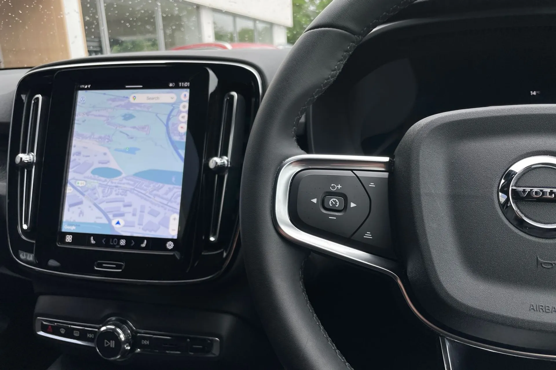 Volvo XC40 thumbnail image number 35