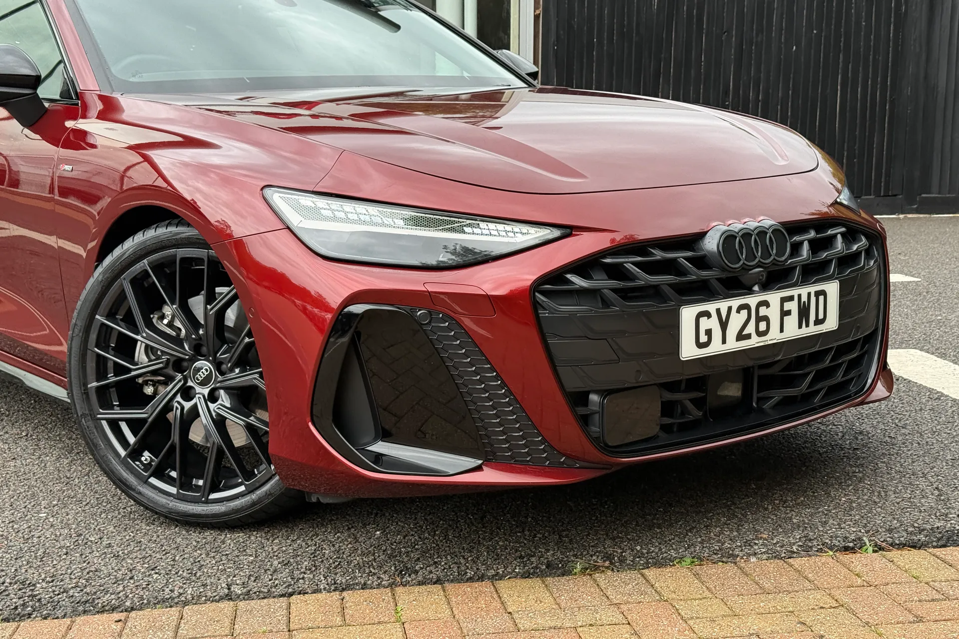 Audi A6 thumbnail image number 2