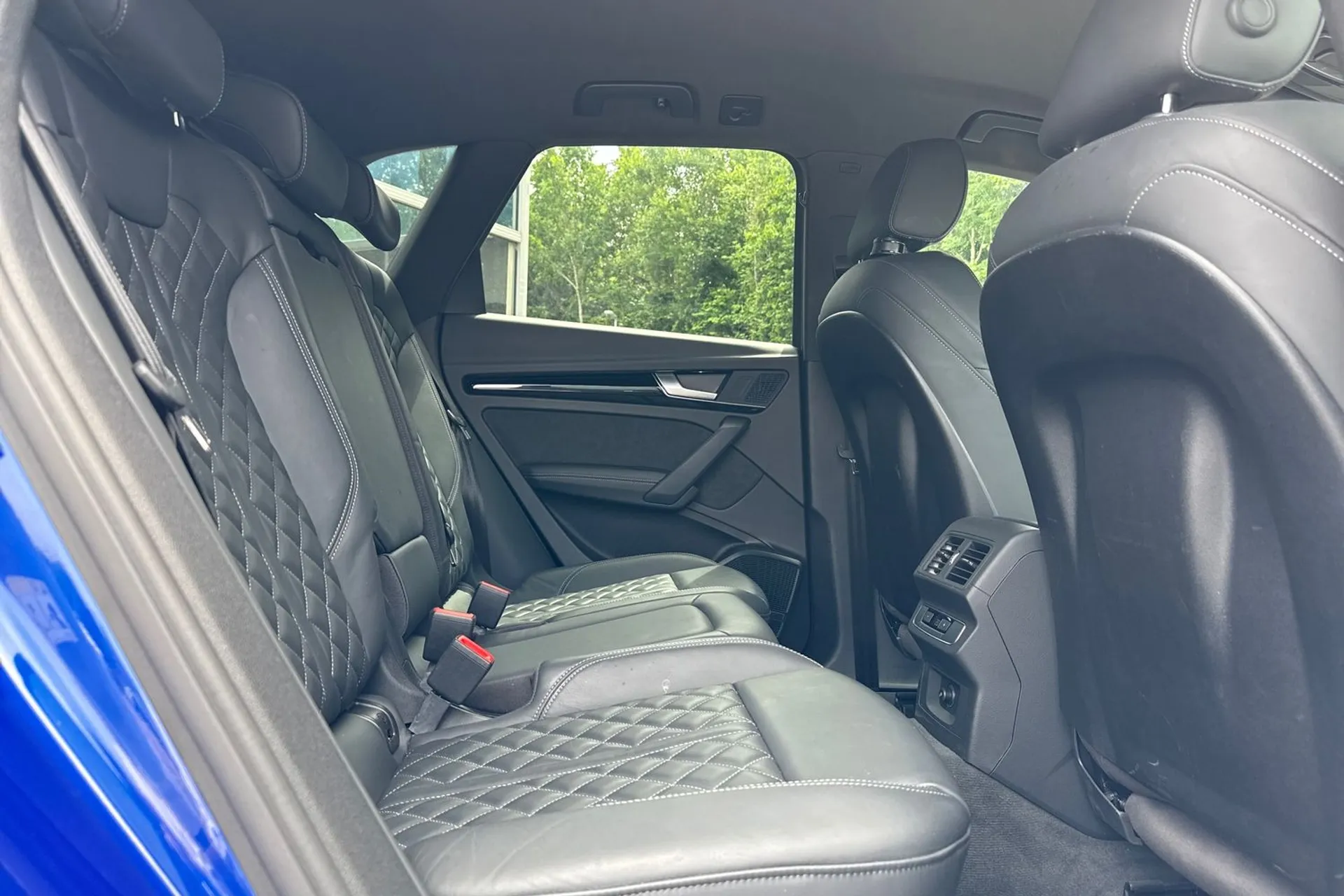 Audi Q5 thumbnail image number 22