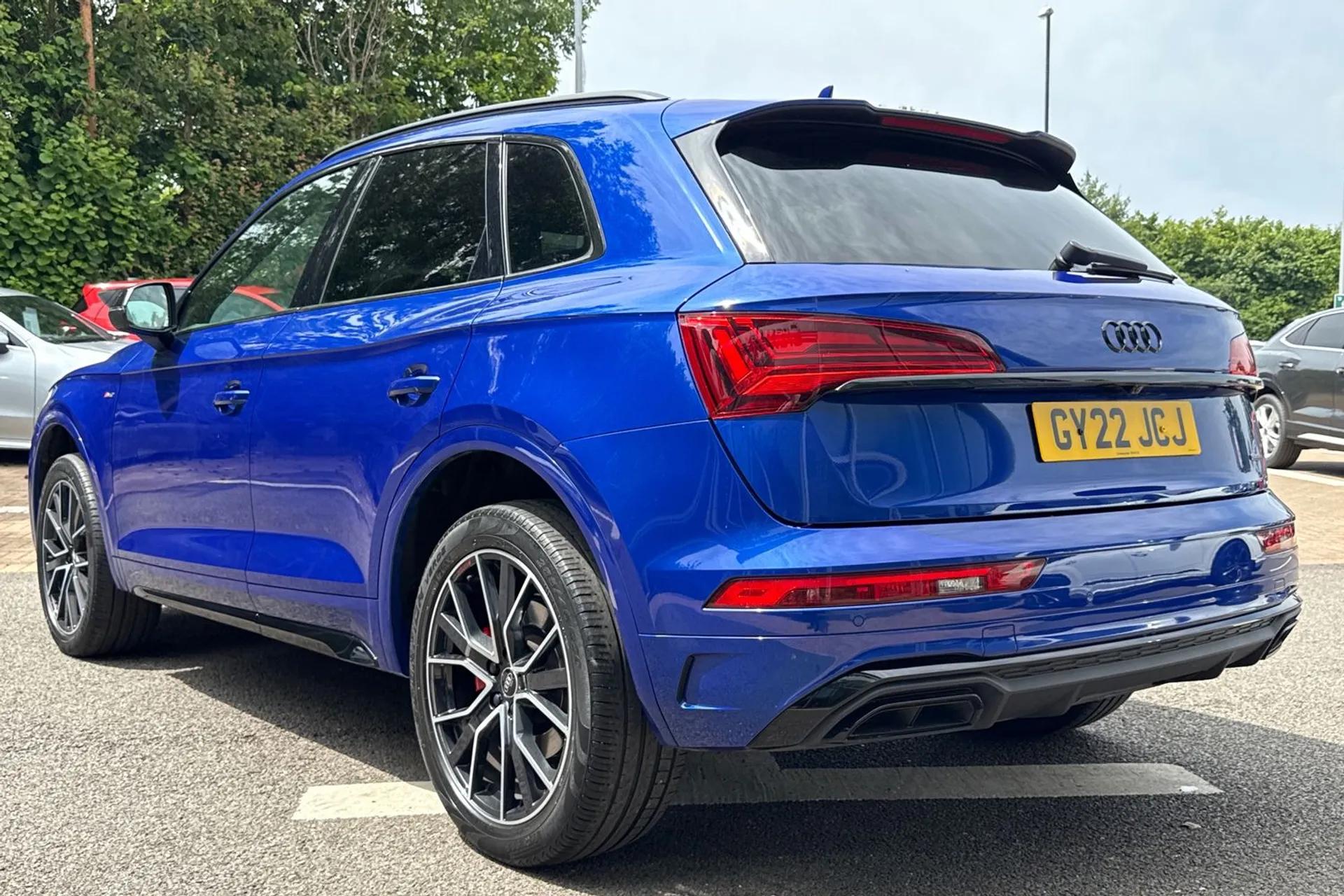 Audi Q5 thumbnail image number 9