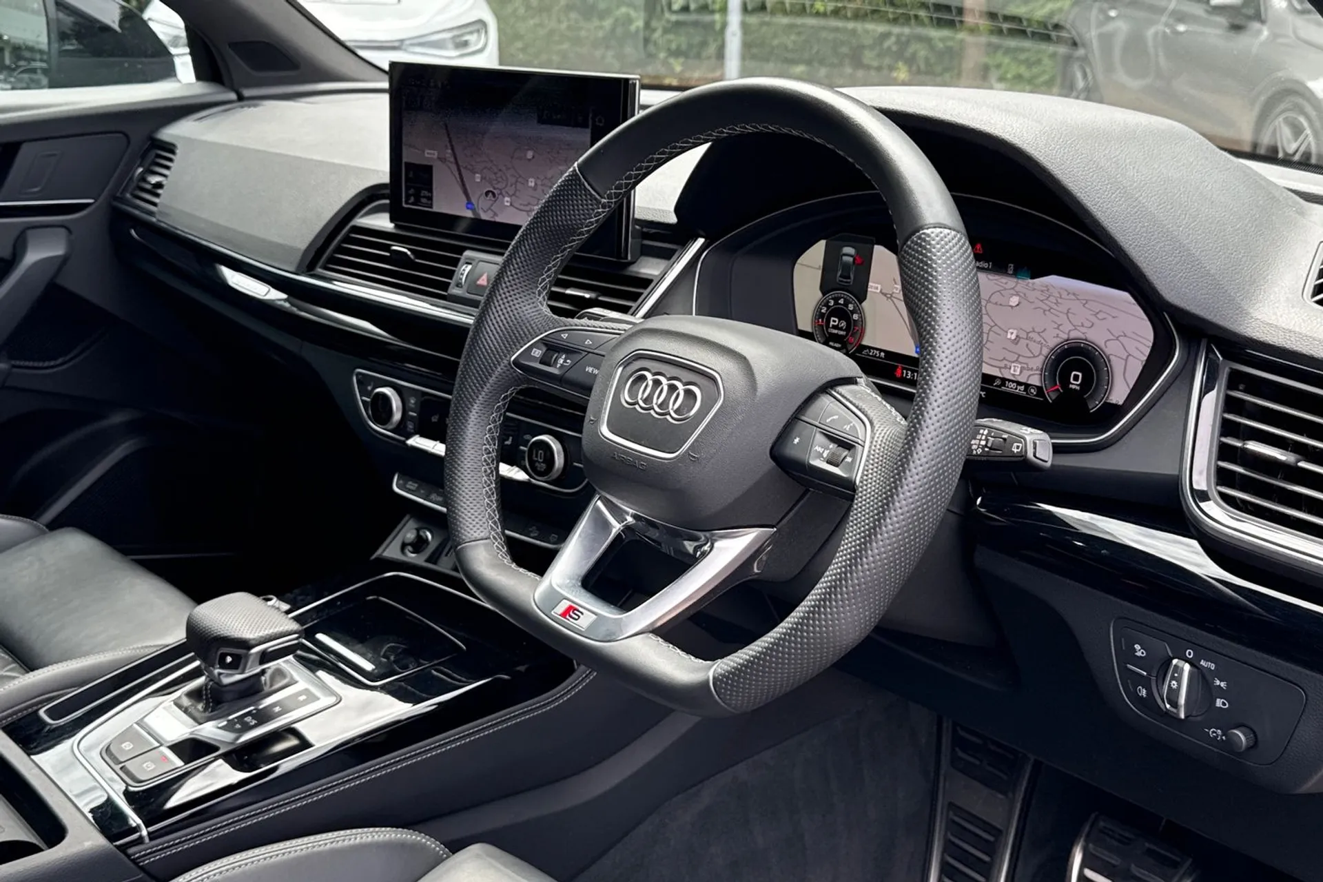 Audi Q5 thumbnail image number 26