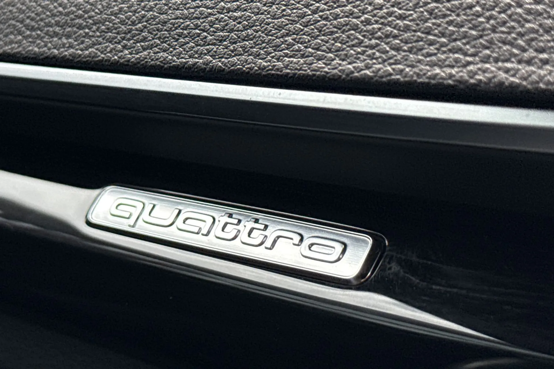 Audi Q5 thumbnail image number 46
