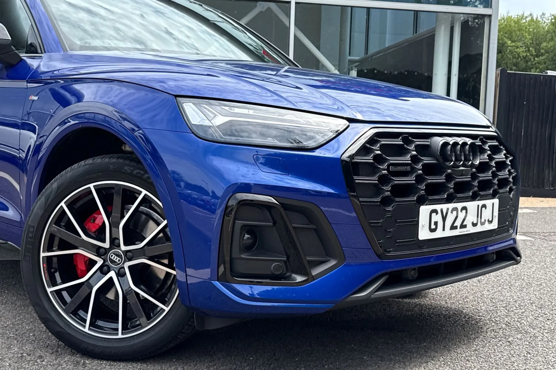 Audi Q5 thumbnail image number 6
